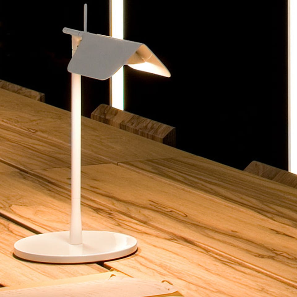 Flos Tab Table