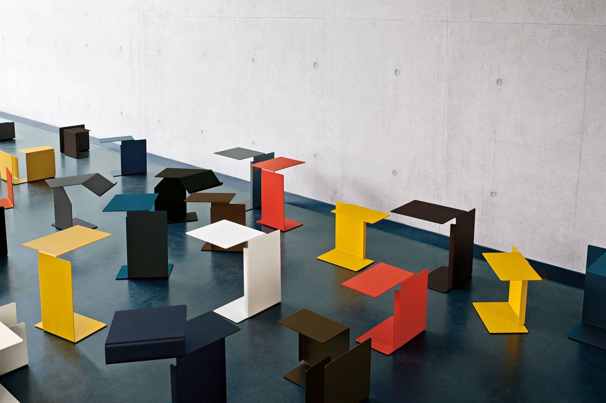 ClassiCon Diana E Side table