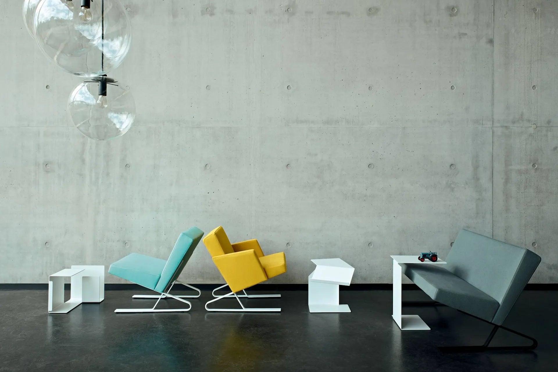 ClassiCon Diana F Side table