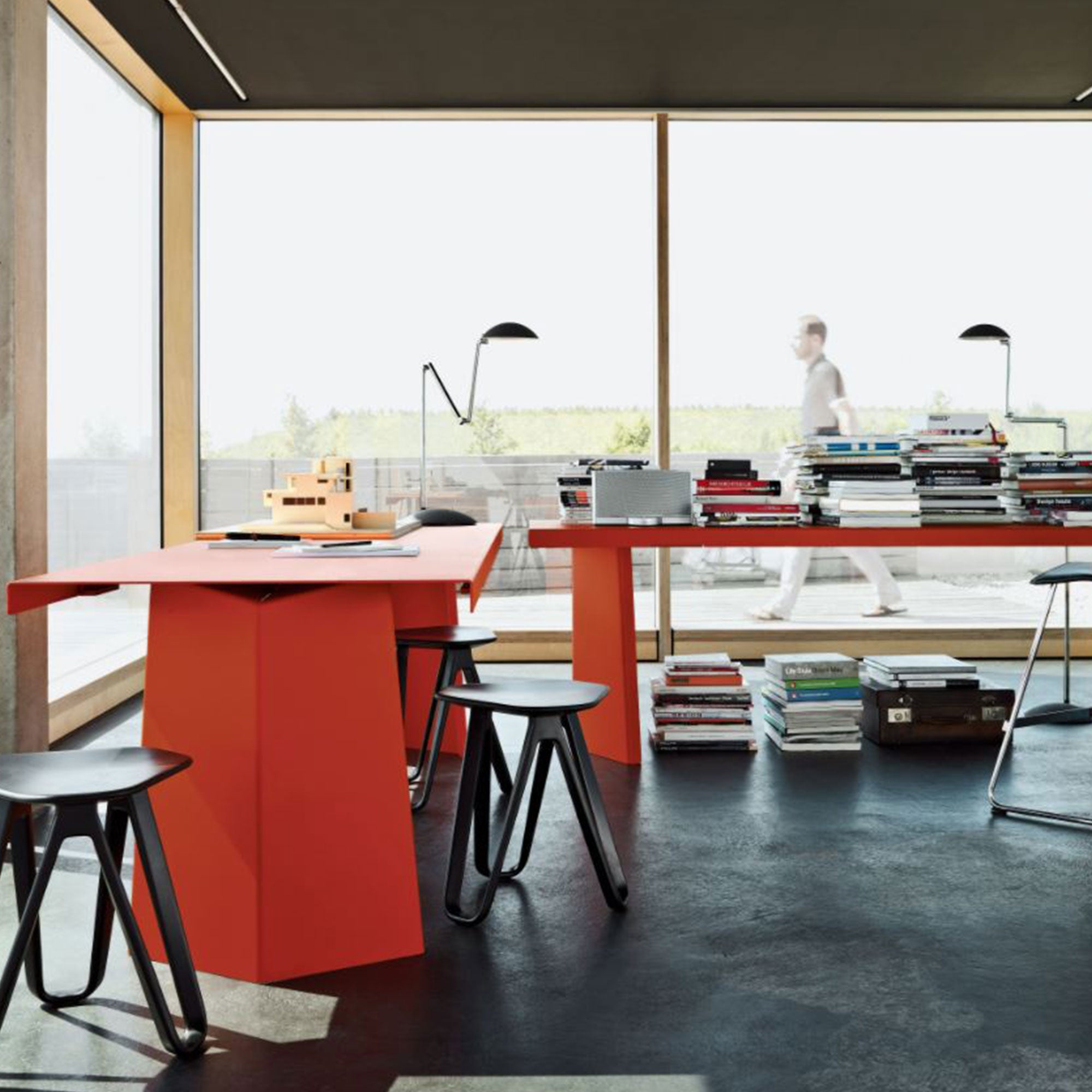 ClassiCon Orbis Table Lamp Black/Chrome