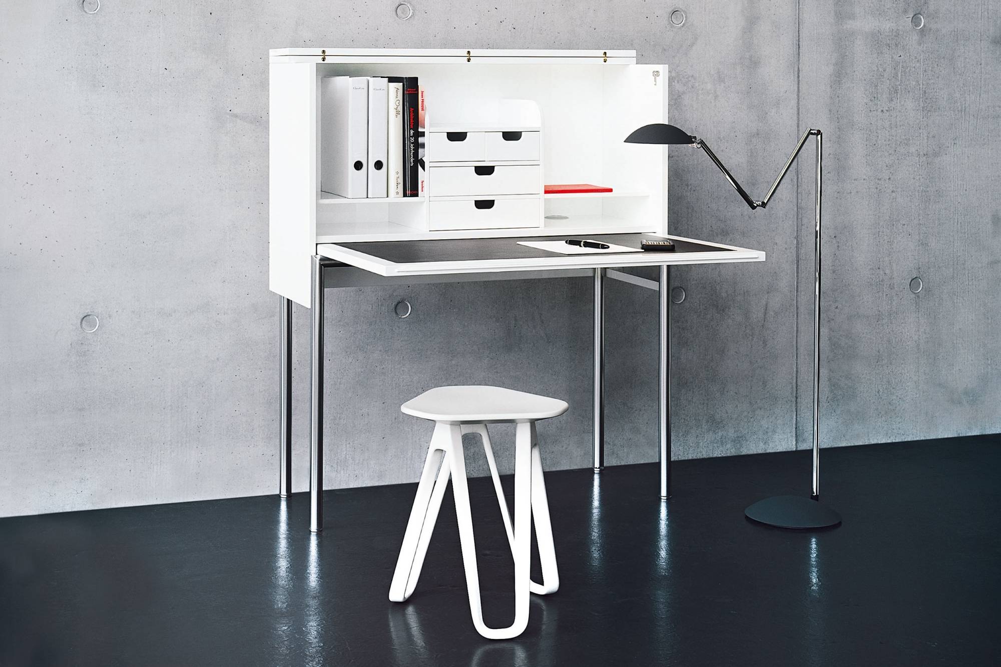 ClassiCon Orbis Floor Lamp