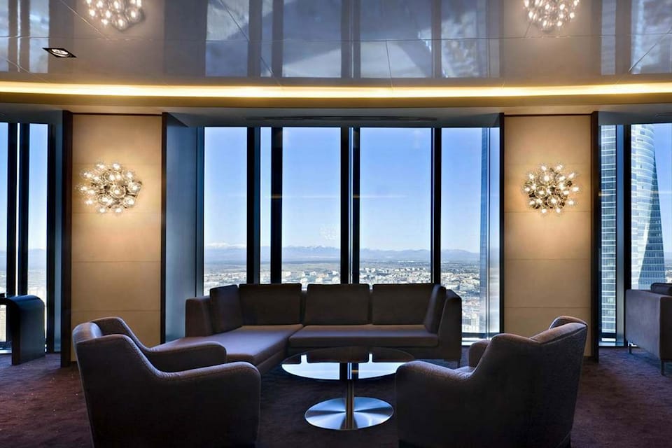 Flos Taraxacum 88 C/W