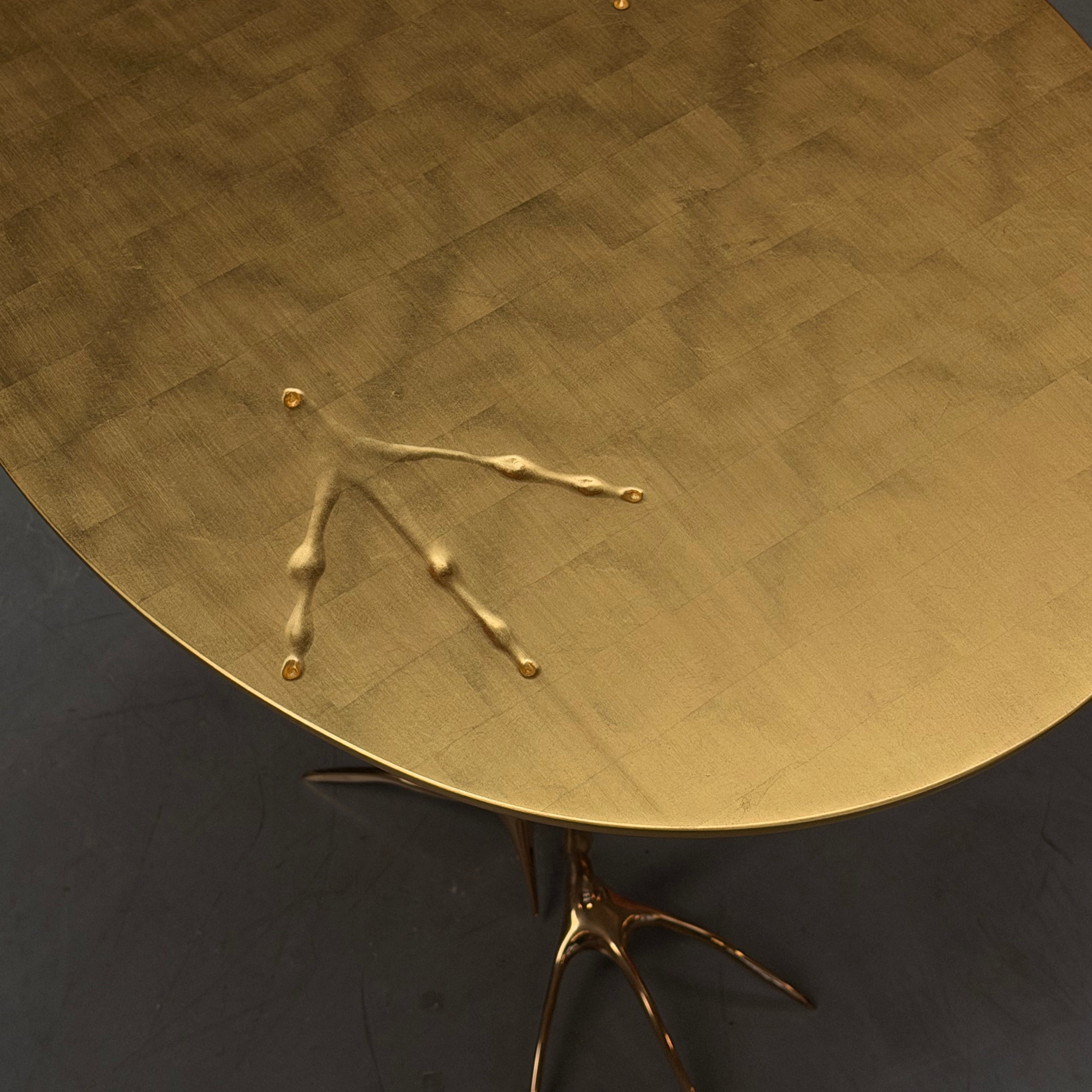 Cassina Traccia Side Table – Meret Oppenheim