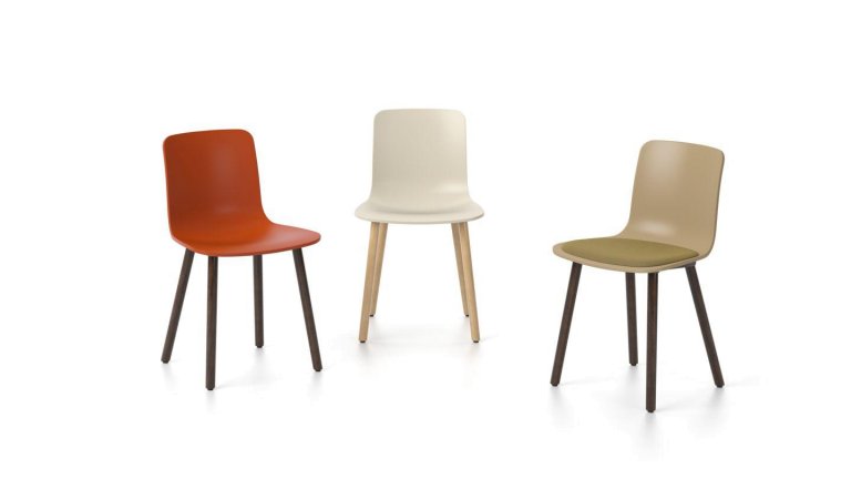 Vitra HAL RE chair oak base