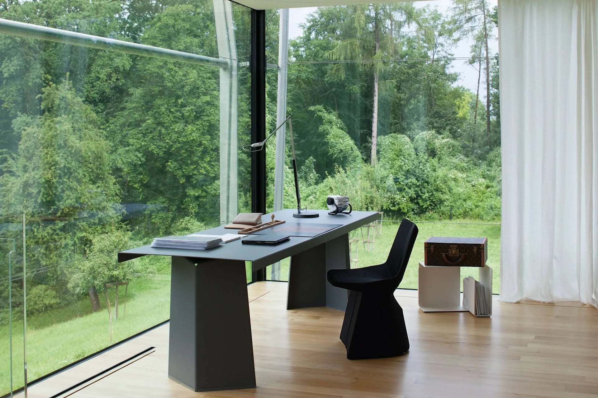 ClassiCon Diana C Side table