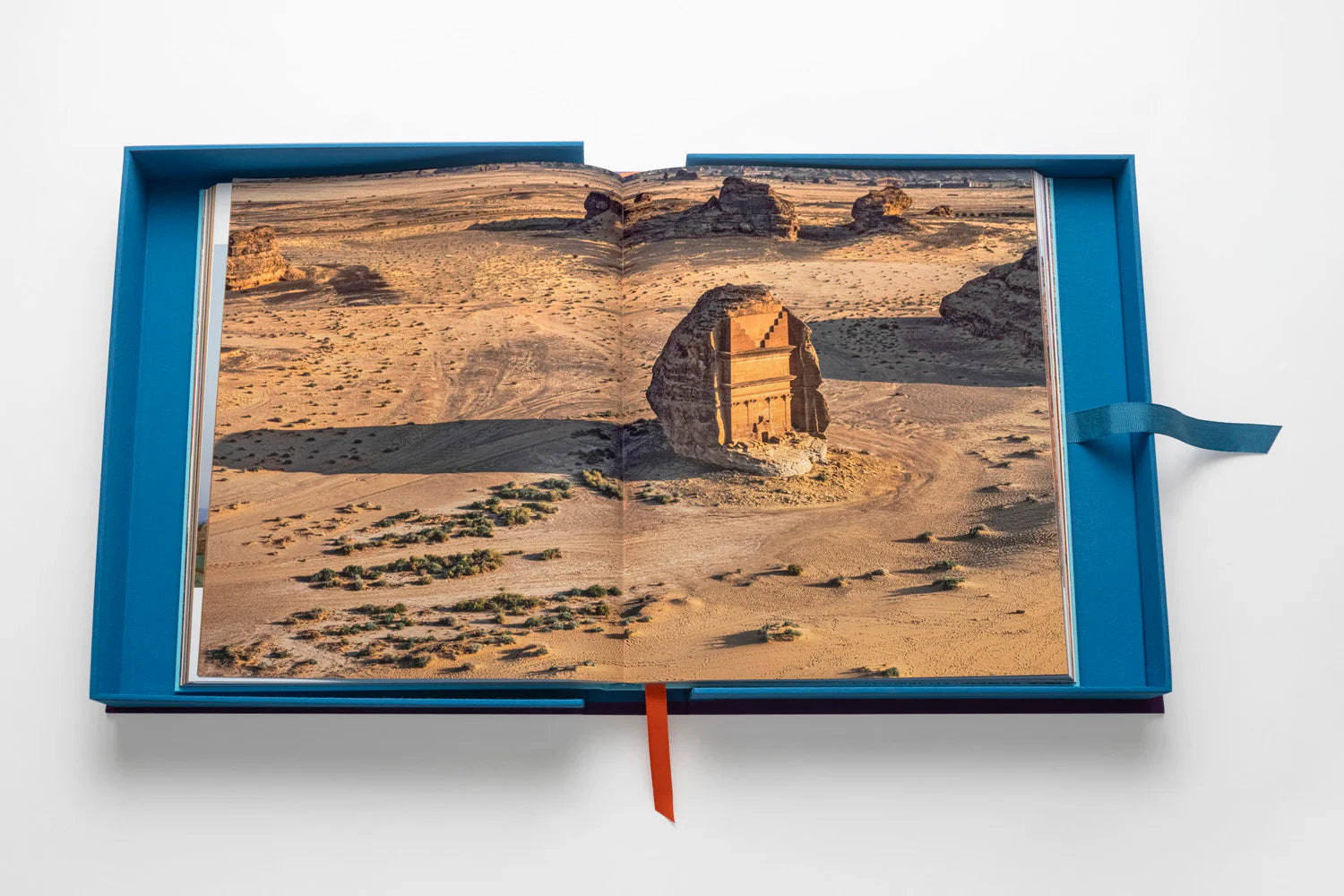 ASSOULINE AlUla (2nd Edition)