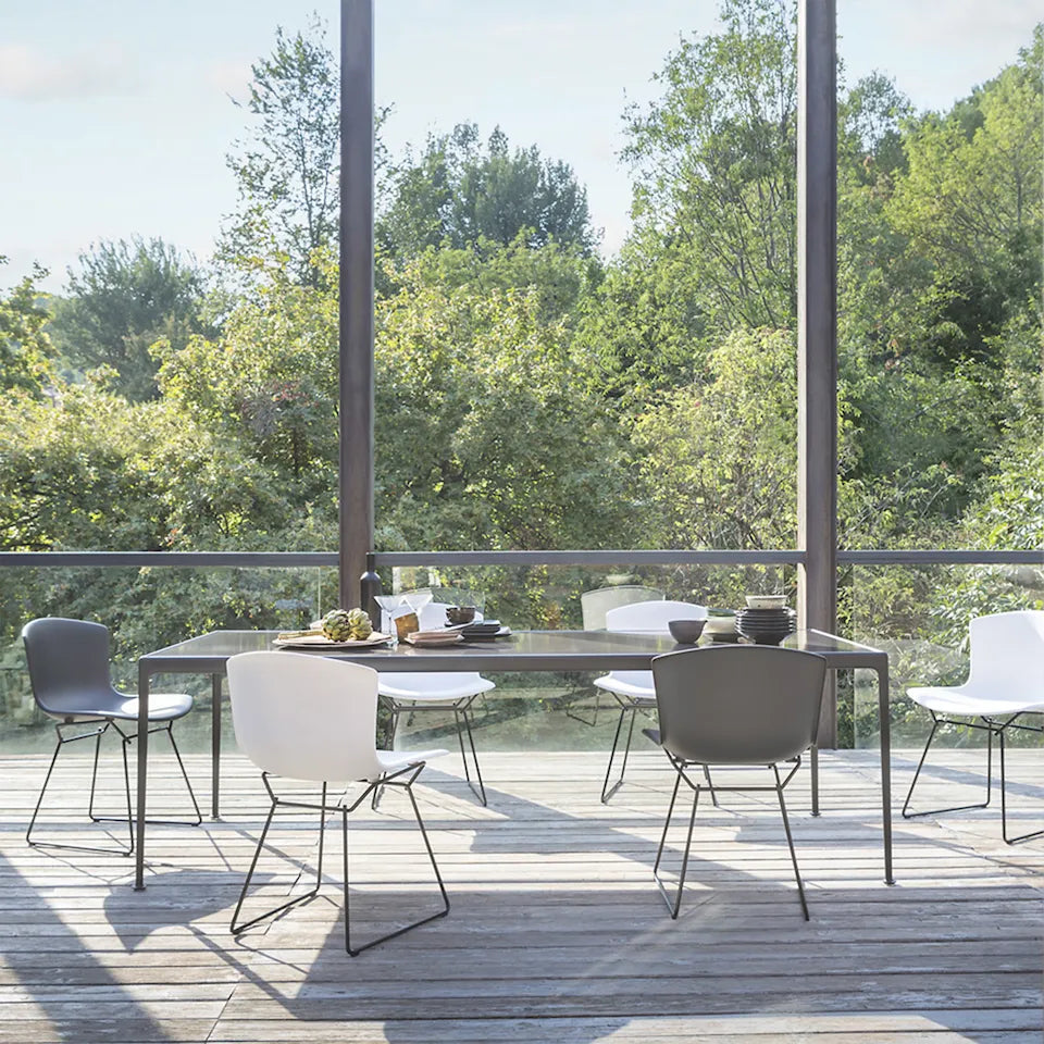 Knoll Bertoia Plastic buitenstoel zwart