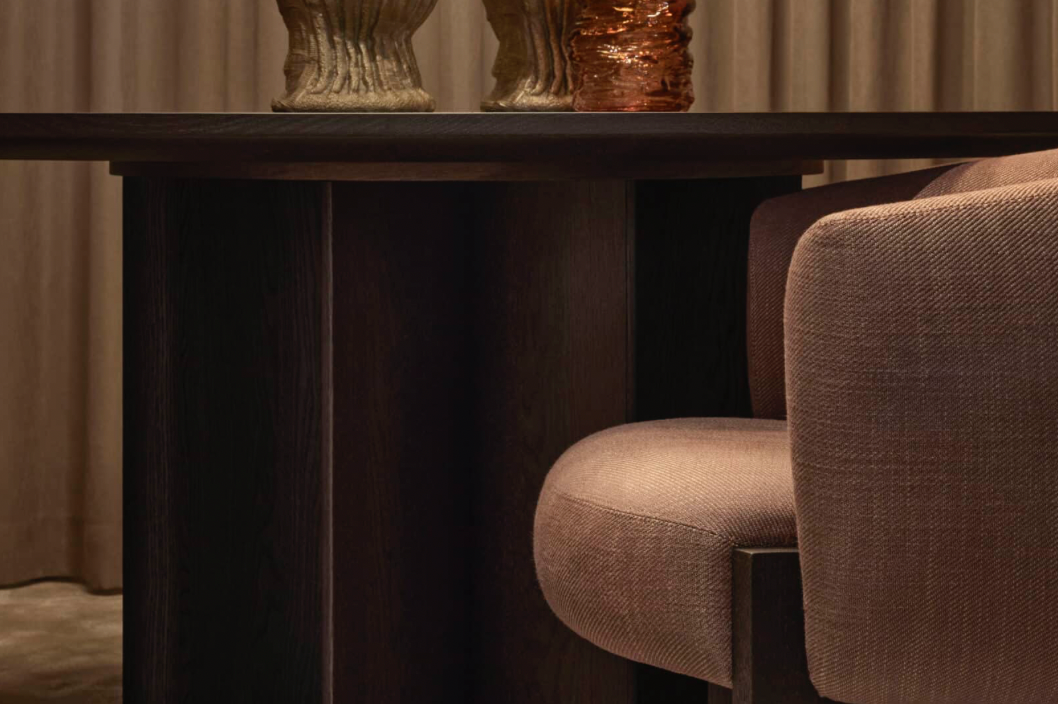 Linteloo Silva dining table