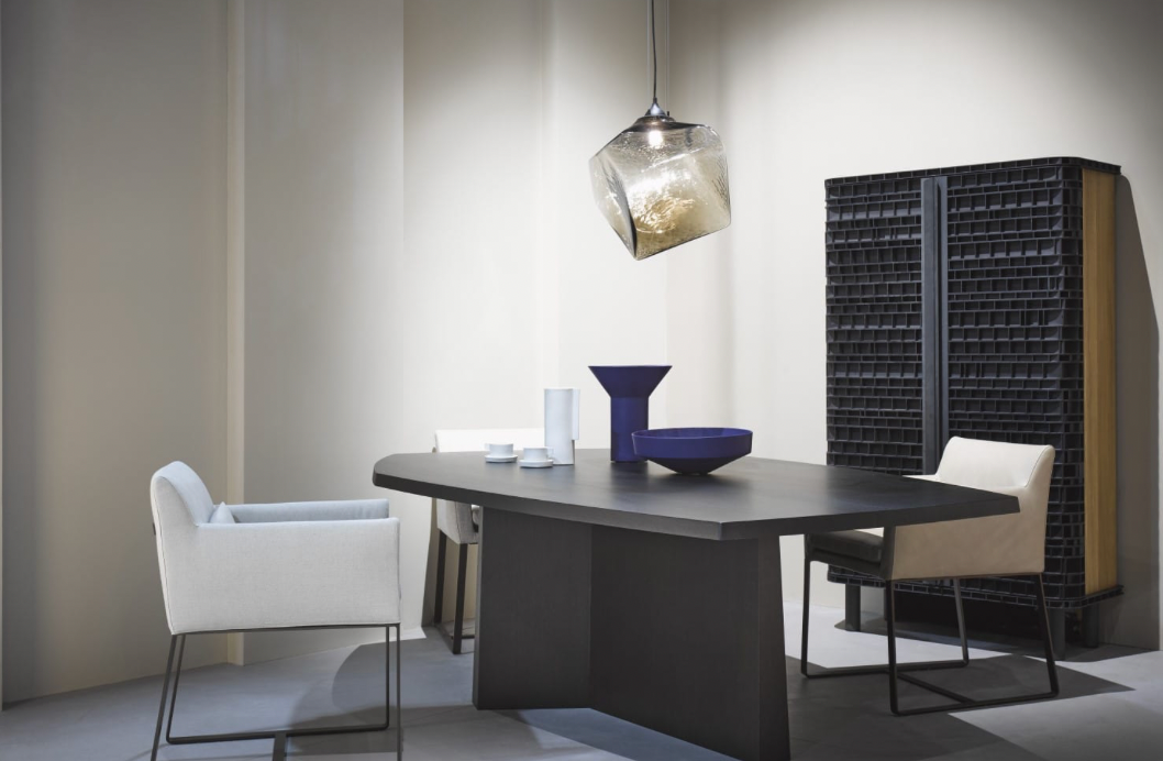 Linteloo Contemporary dining table Converse