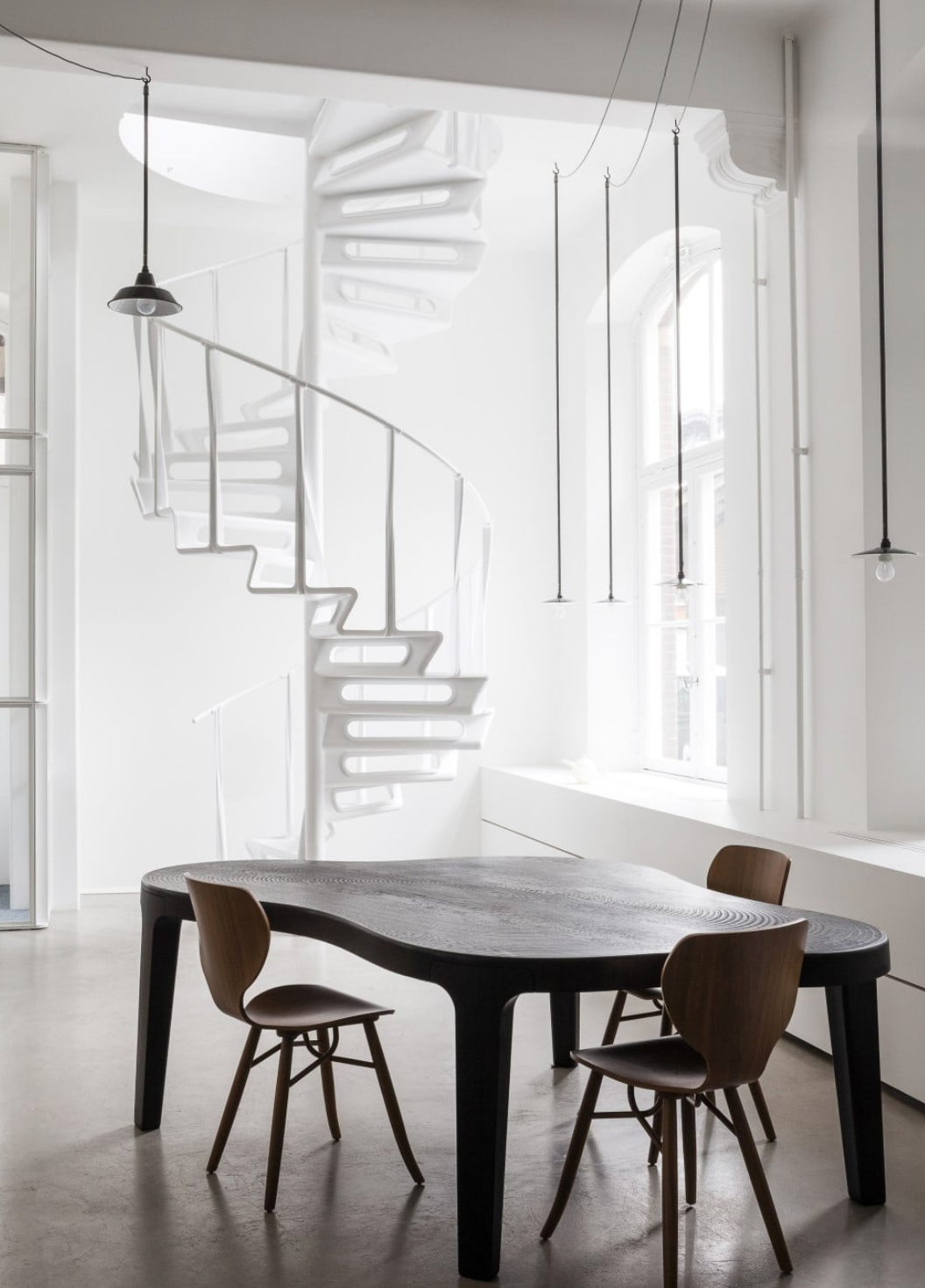 Linteloo Tulipani dining chair