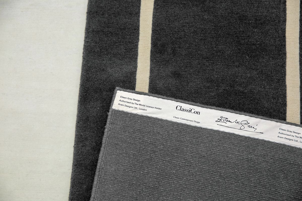 ClassiCon Monolith-bagside