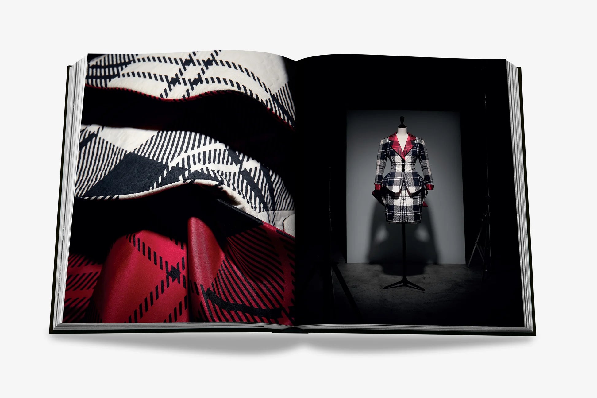 ASSOULINE Dior by Gianfranco Ferré