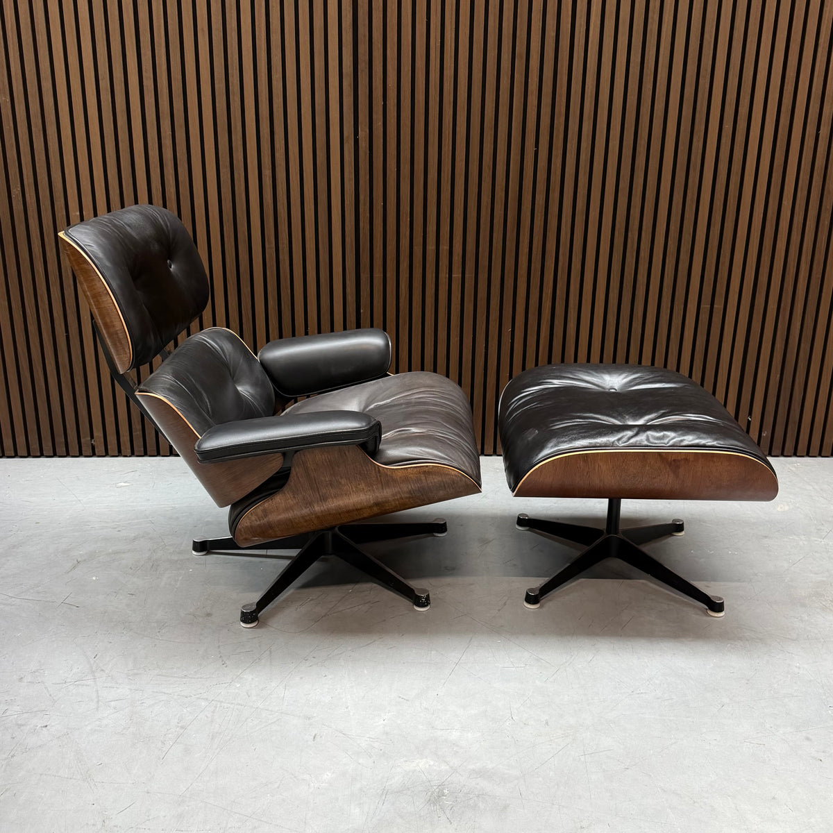 Vitra Eames Lounge Chair – Rosewood Palissander