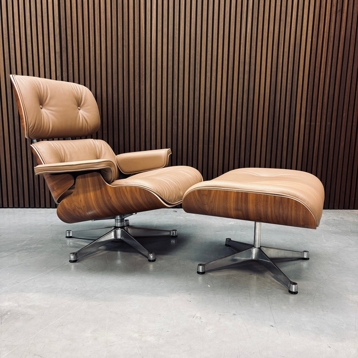 Eames Lounge Chair | Walnut Shell & Ocher Leather
