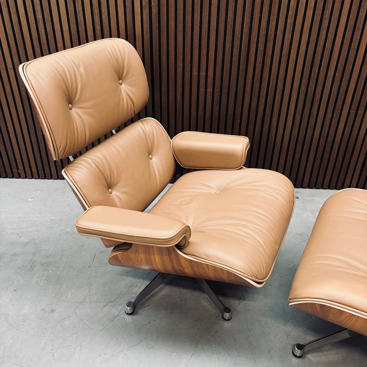 Eames Lounge Chair | Walnut Shell & Ocher Leather