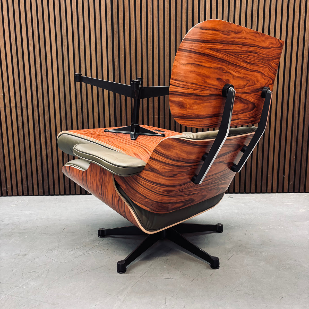 Eames Lounge Chair - Santos Palisander Shell & Khaki Leather