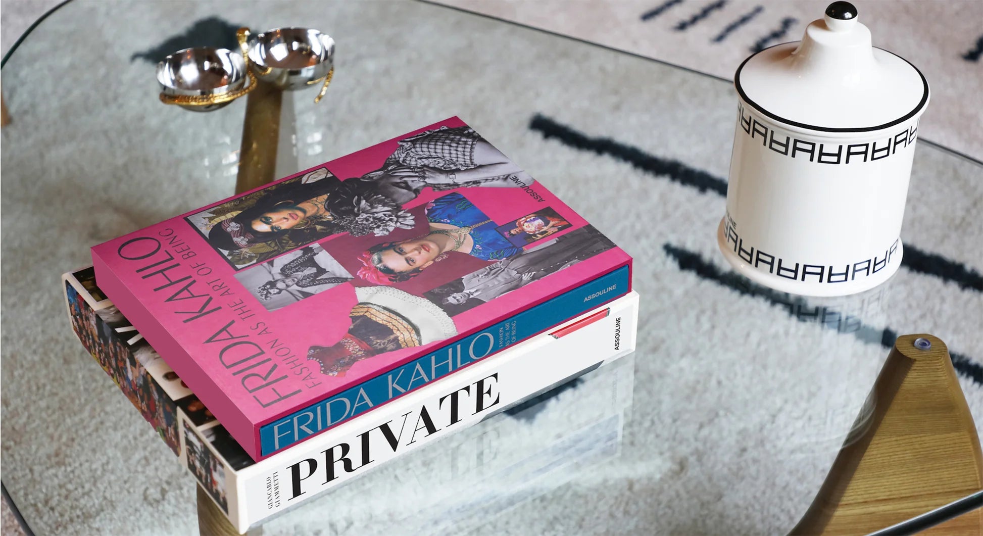 ASSOULINE Frida Kahlo: Fashion as the Art of Being