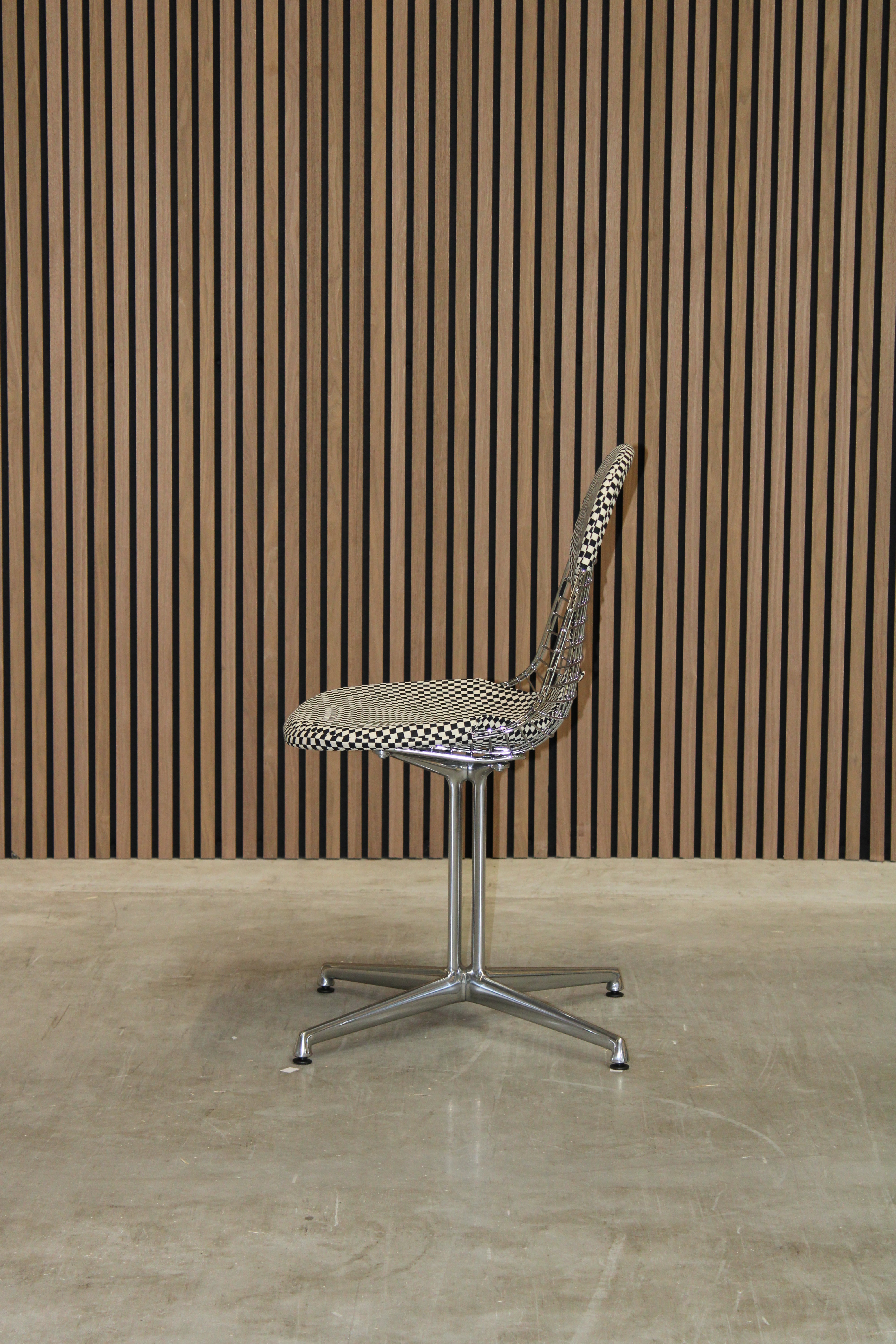 Vitra Wire Chair DKL - Checkerboard