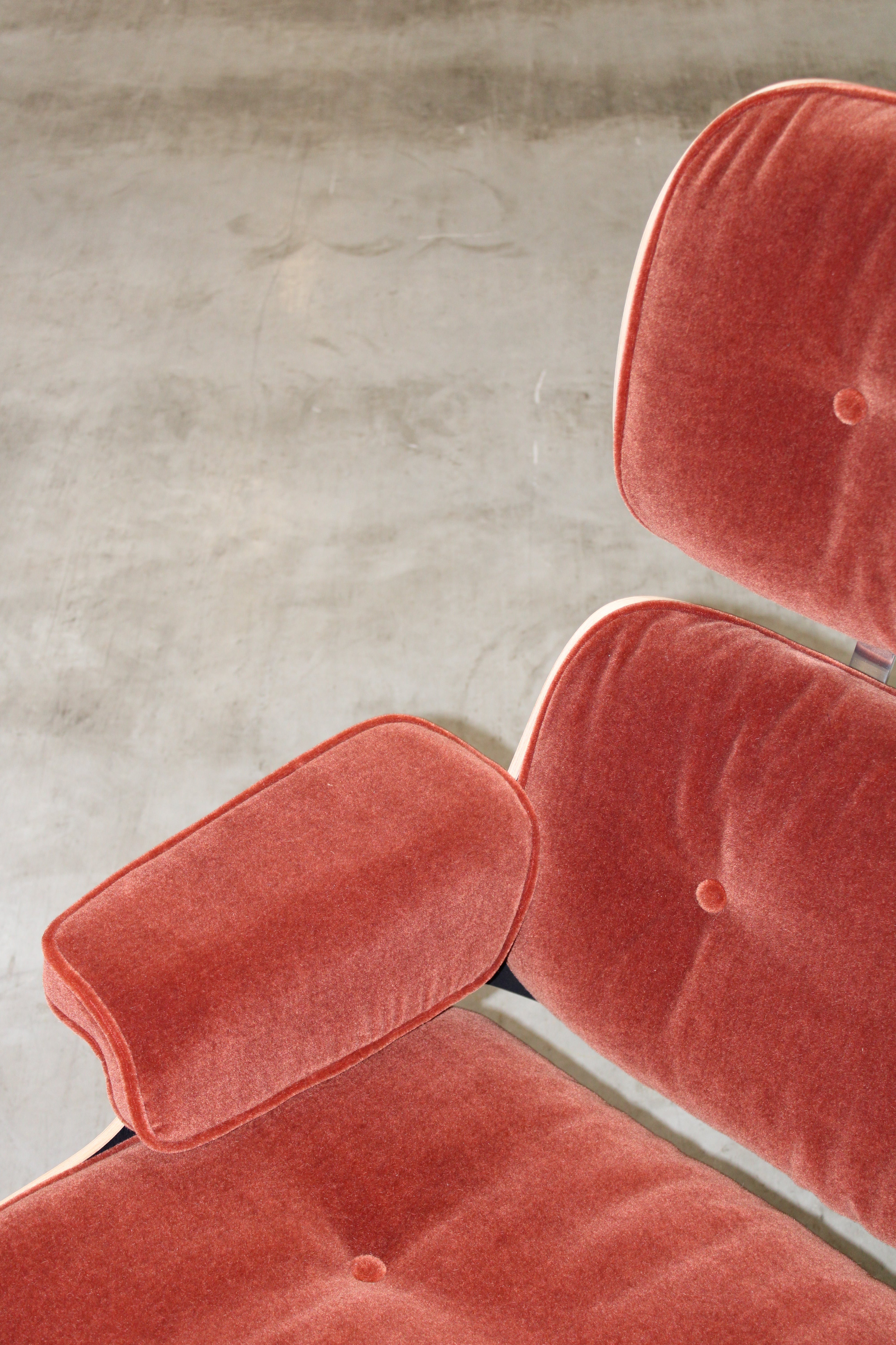 Vitra Eames Lounge Chair + Ottoman - Calma Brandy