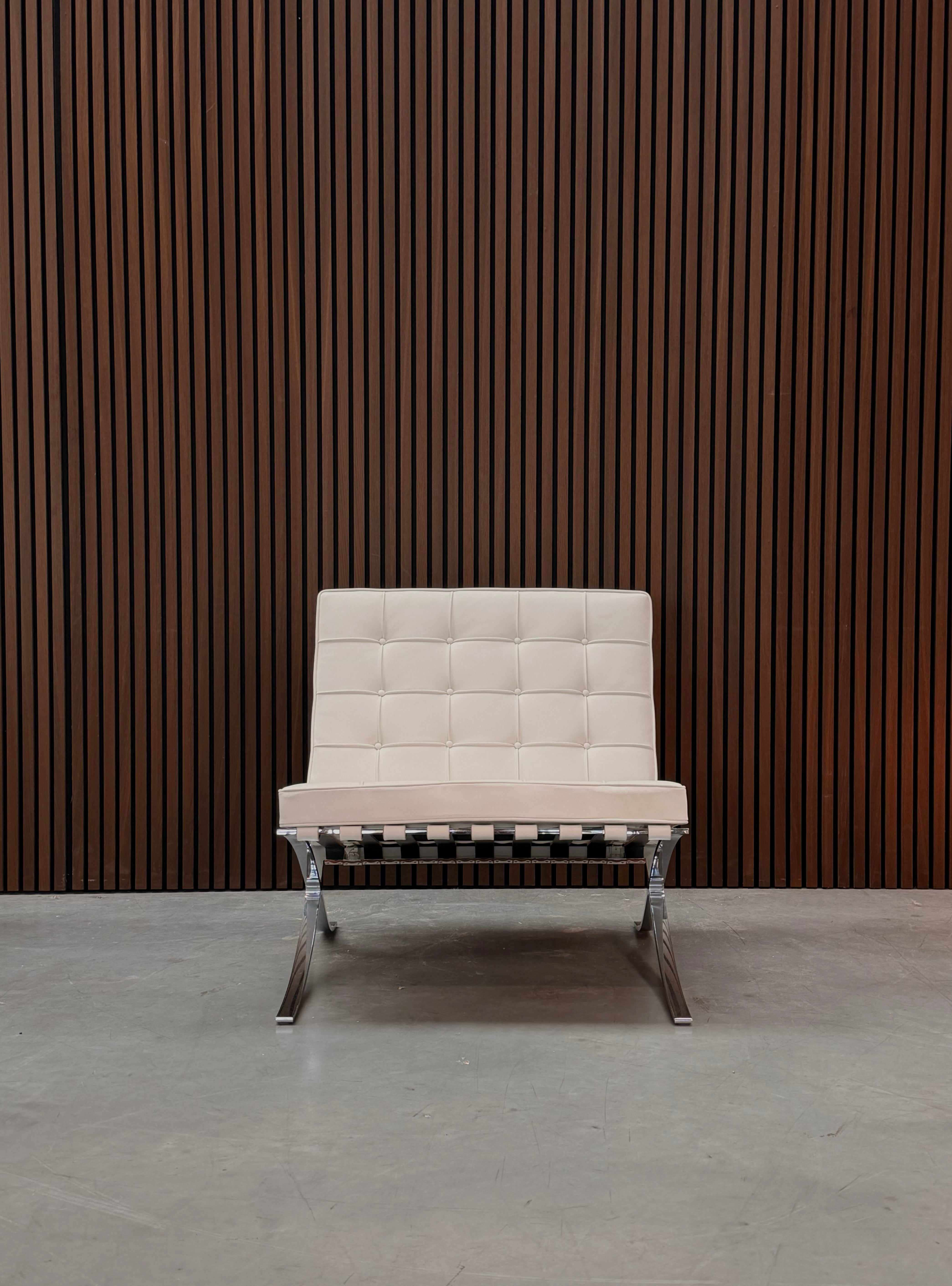 Knoll Barcelona Chair - Volo Leather White