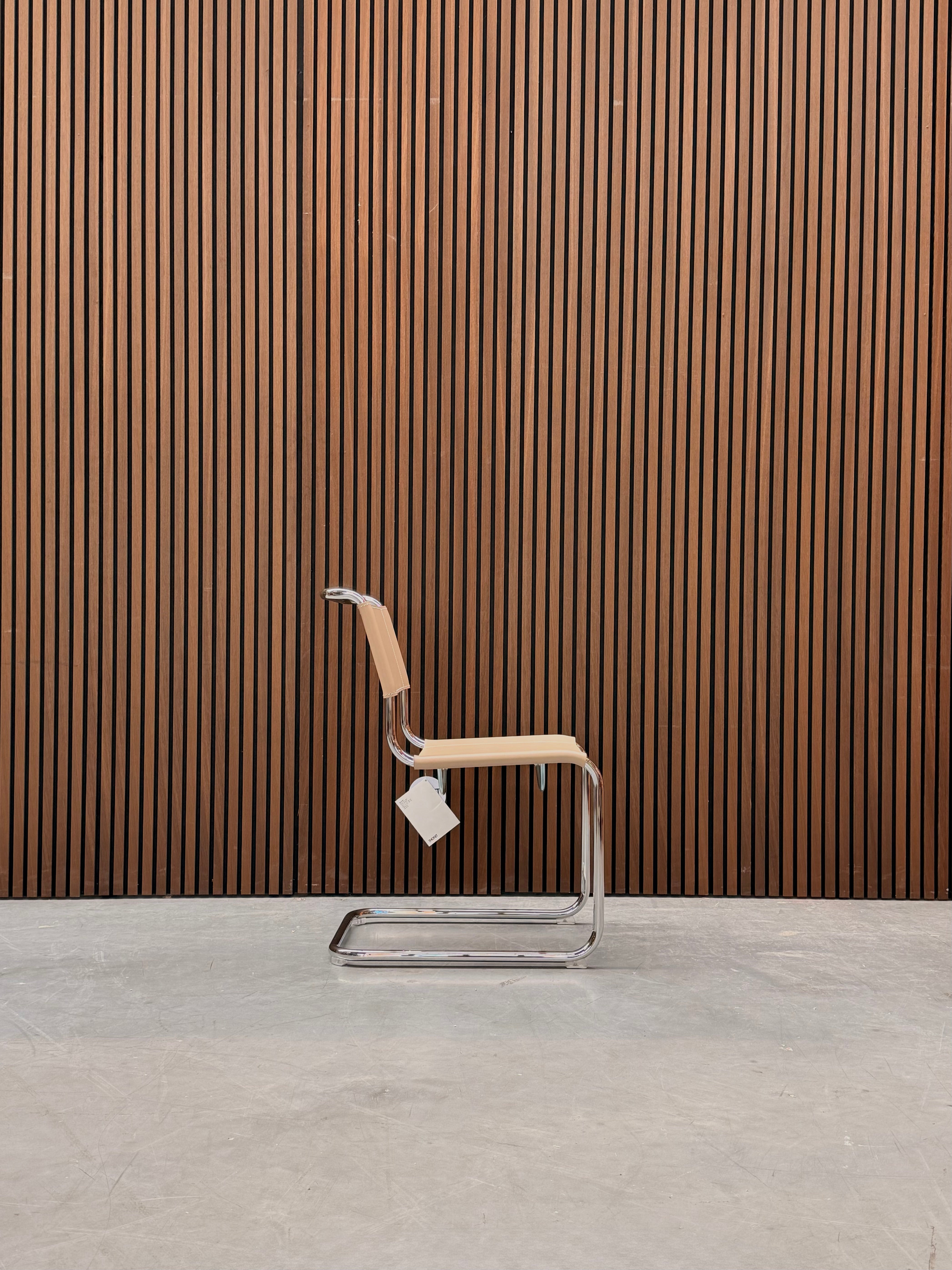 Thonet S 33 Chari - Sand Butt Leather