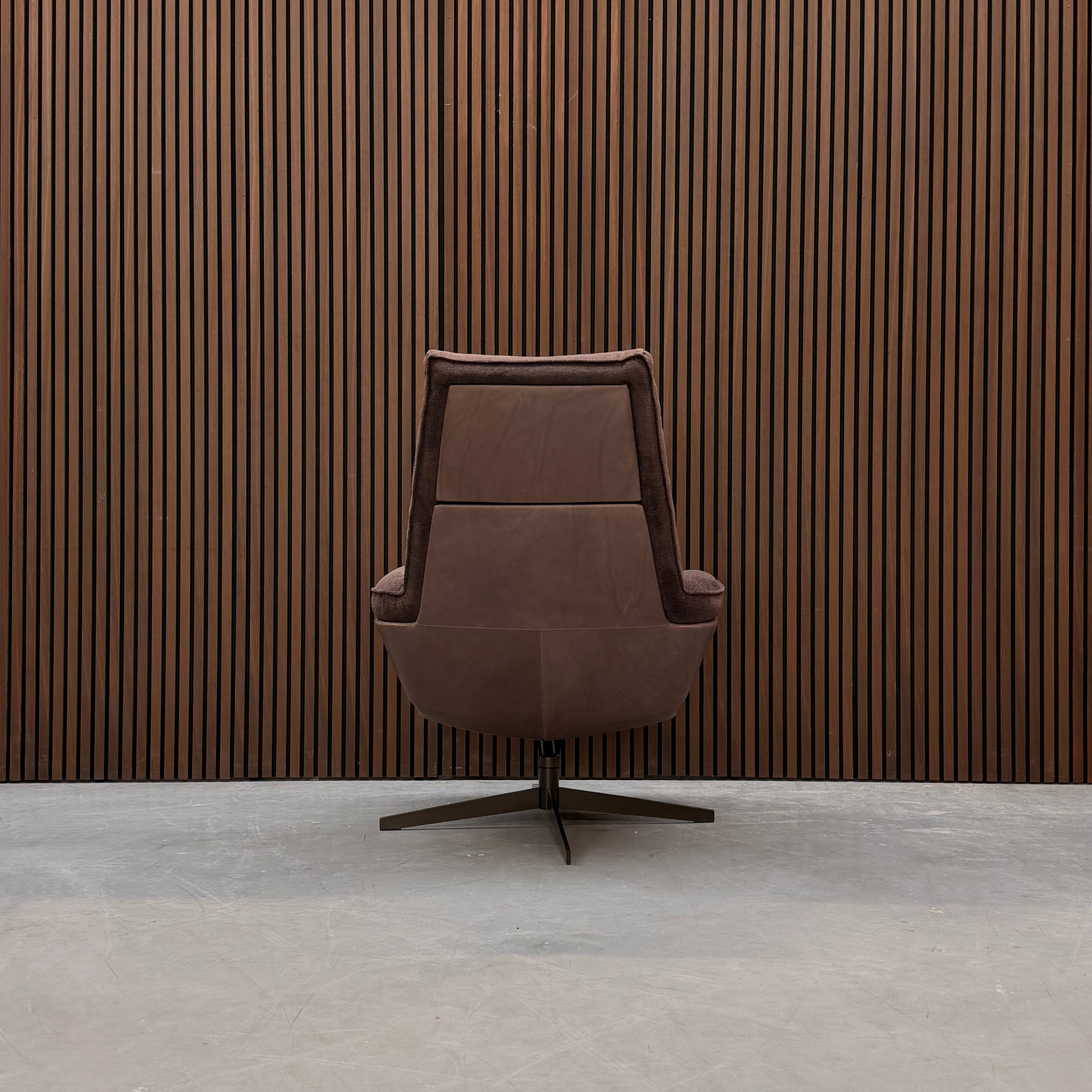 Bielefelder Werkstätten Daron Armchair – Gascone Ristretto