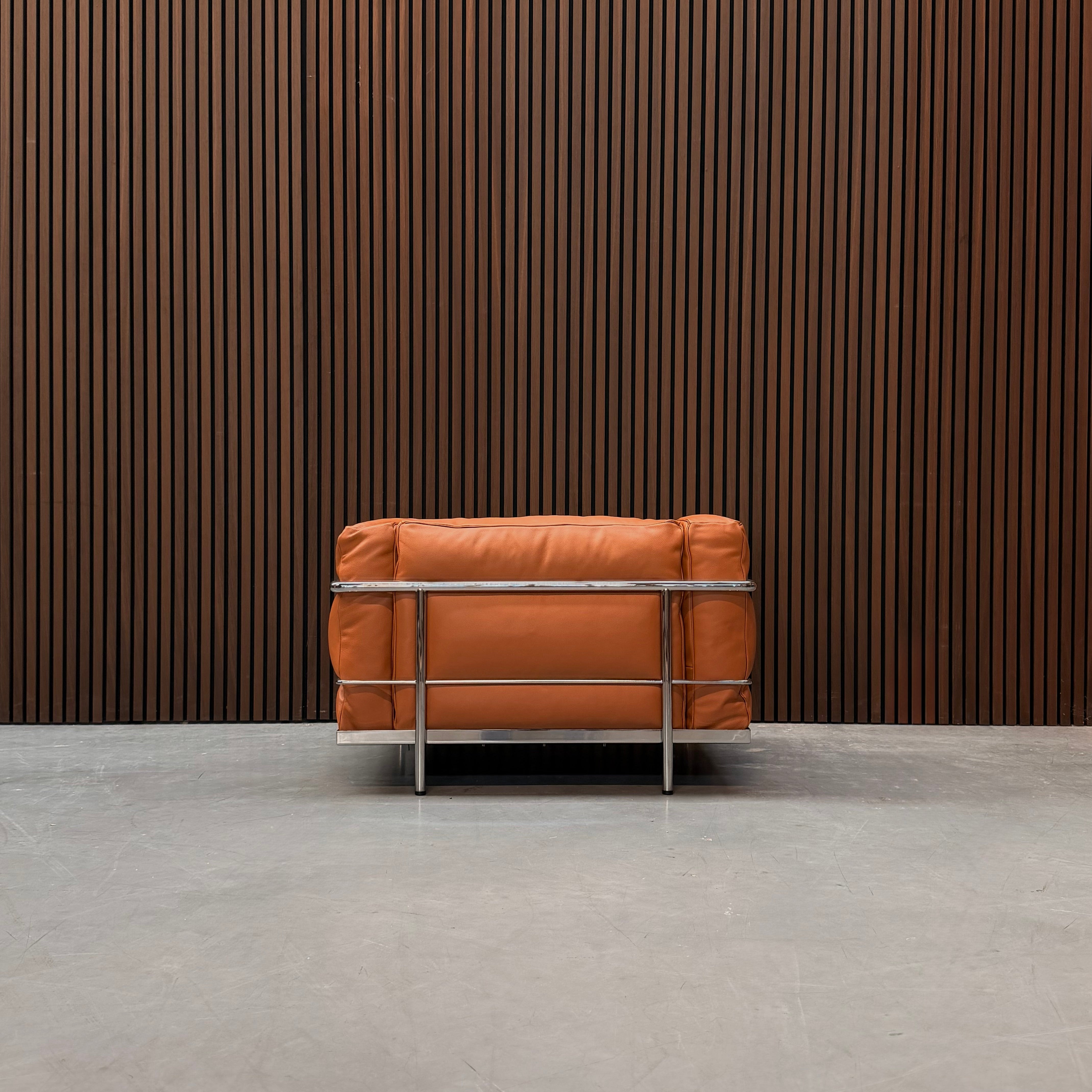 Cassina LC3 Armchair – Le Corbusier, Cognac Leather