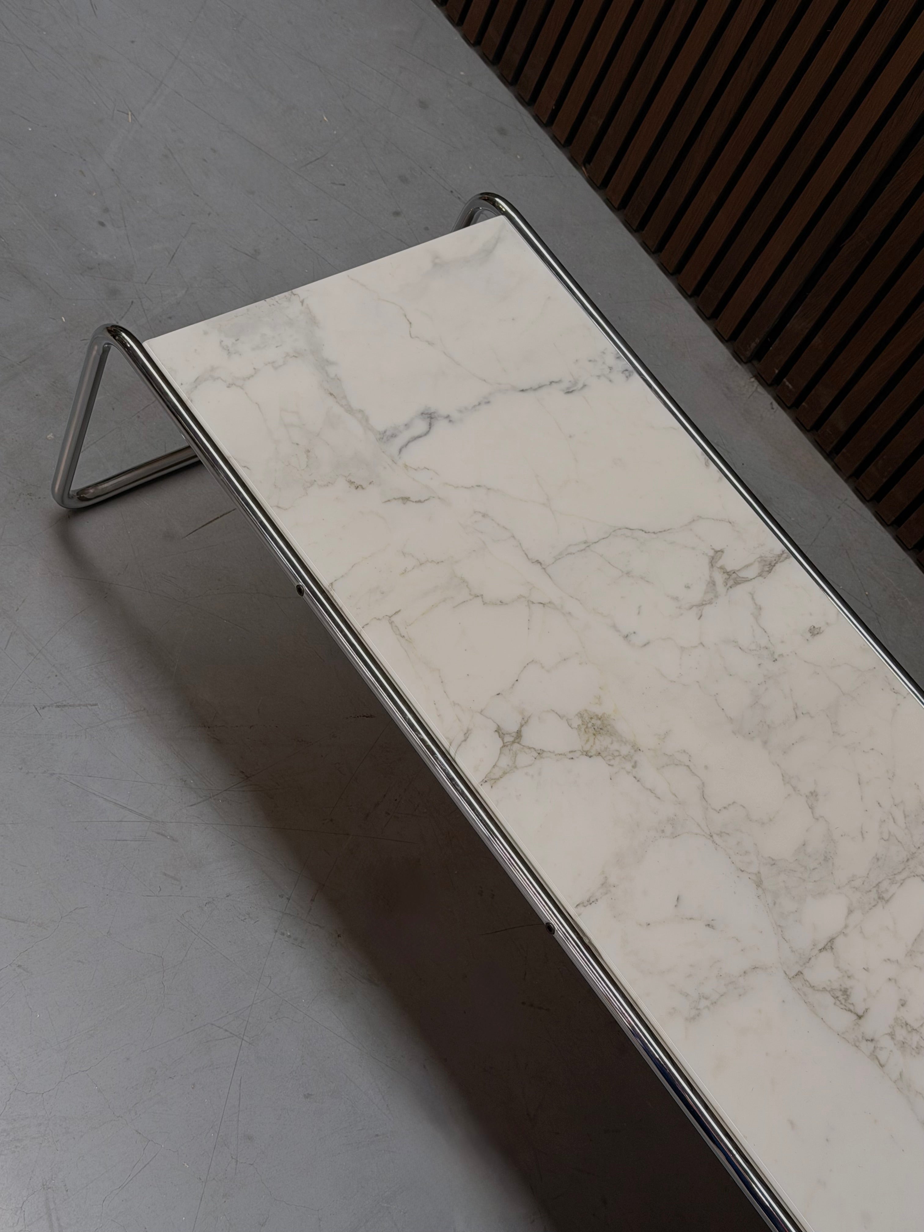 Knoll Laccio Coffee Table - Marble
