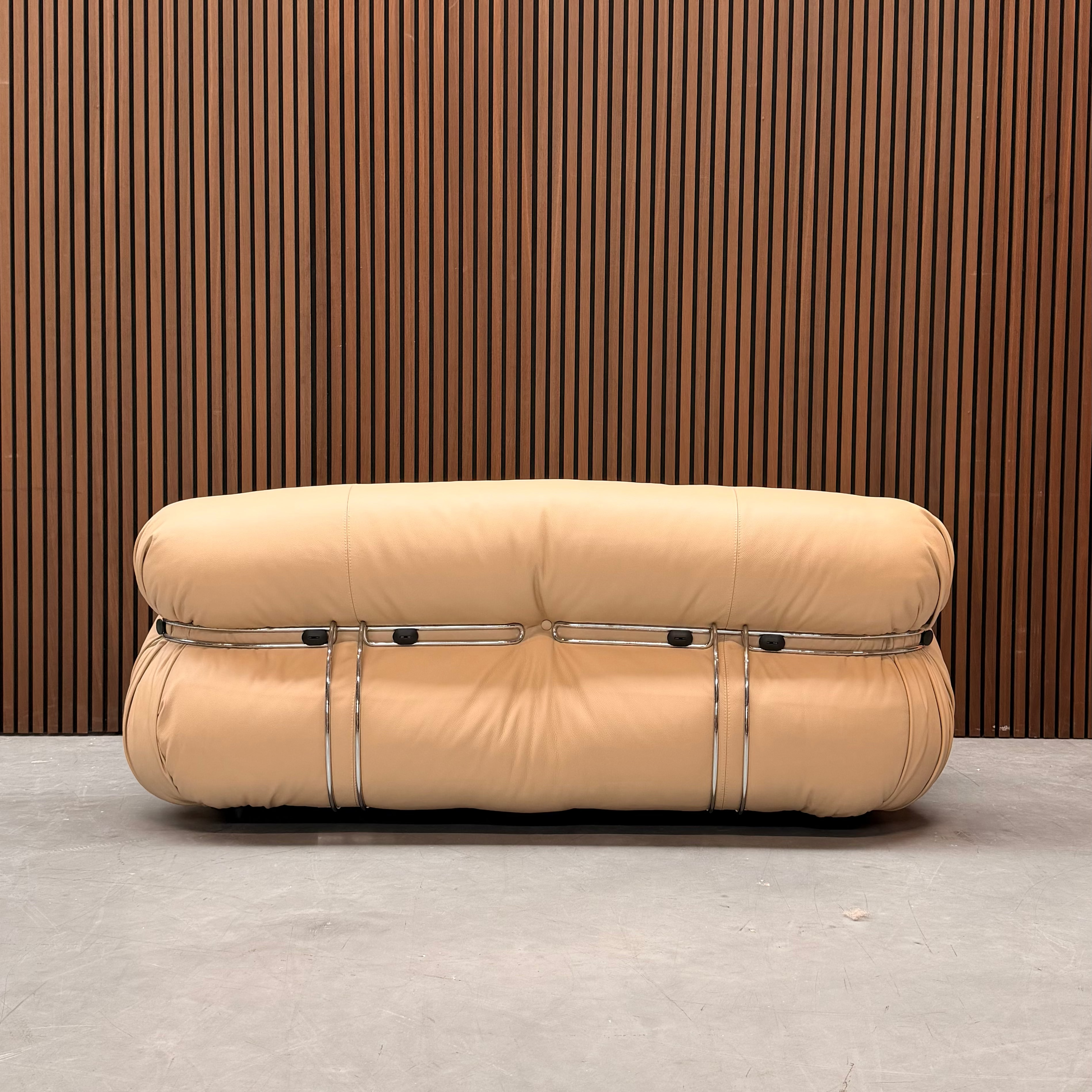 Cassina Soriana 2-Seater & Ottoman – Sand Leather