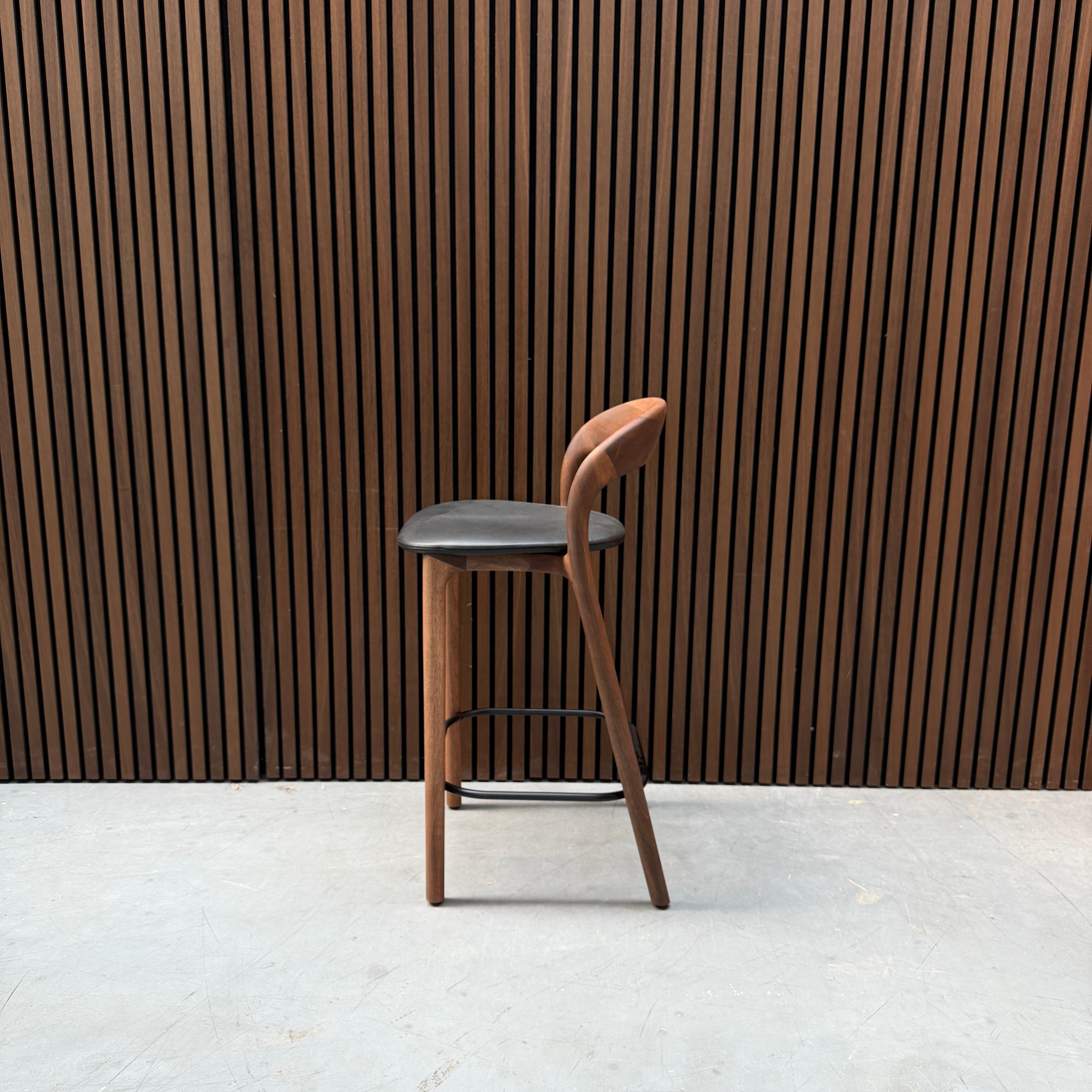 Artisan Neva Light 65 Bar Stool - Zenith Black Leather European Walnut