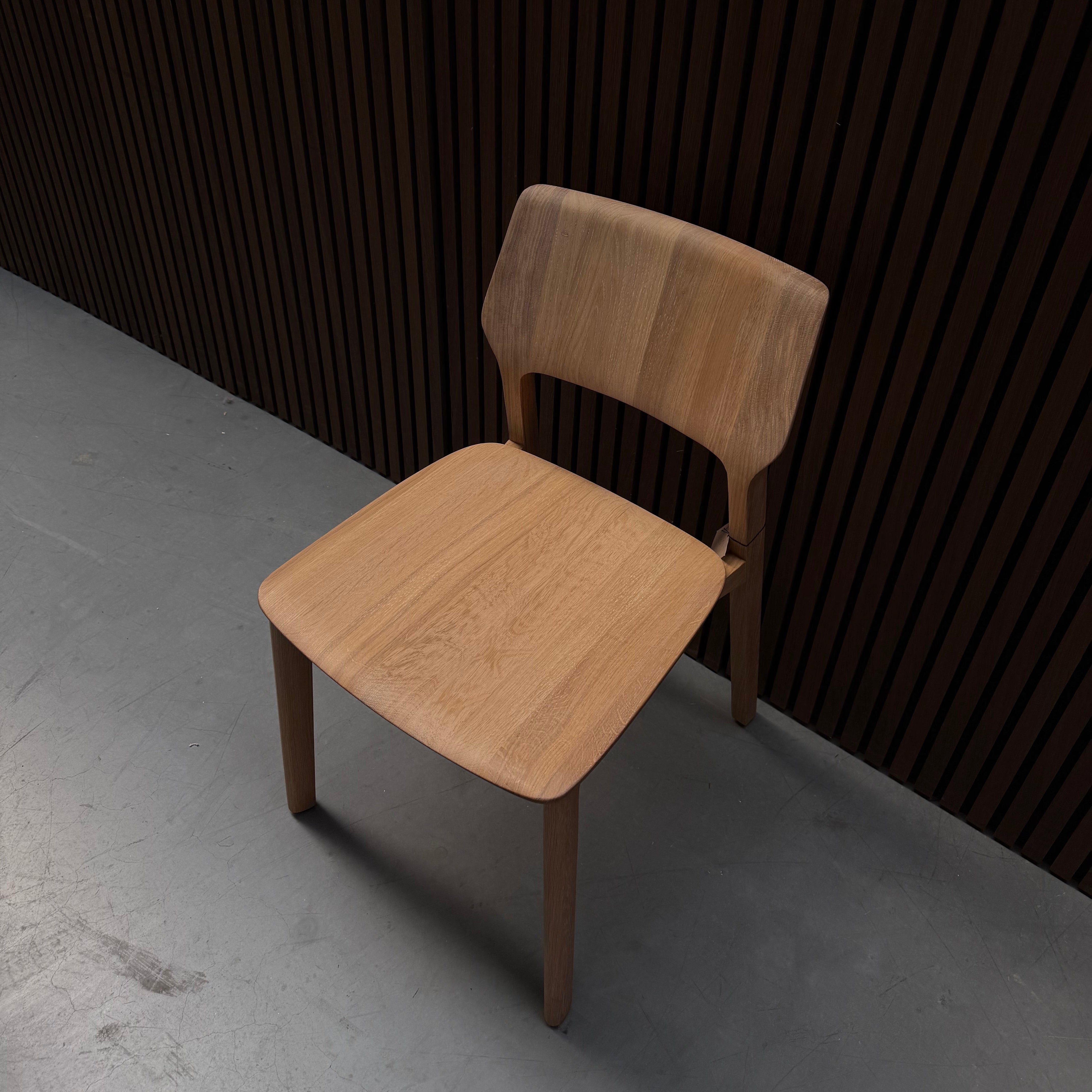 Artisan FIN Chair Set of 4 - Oak Wood