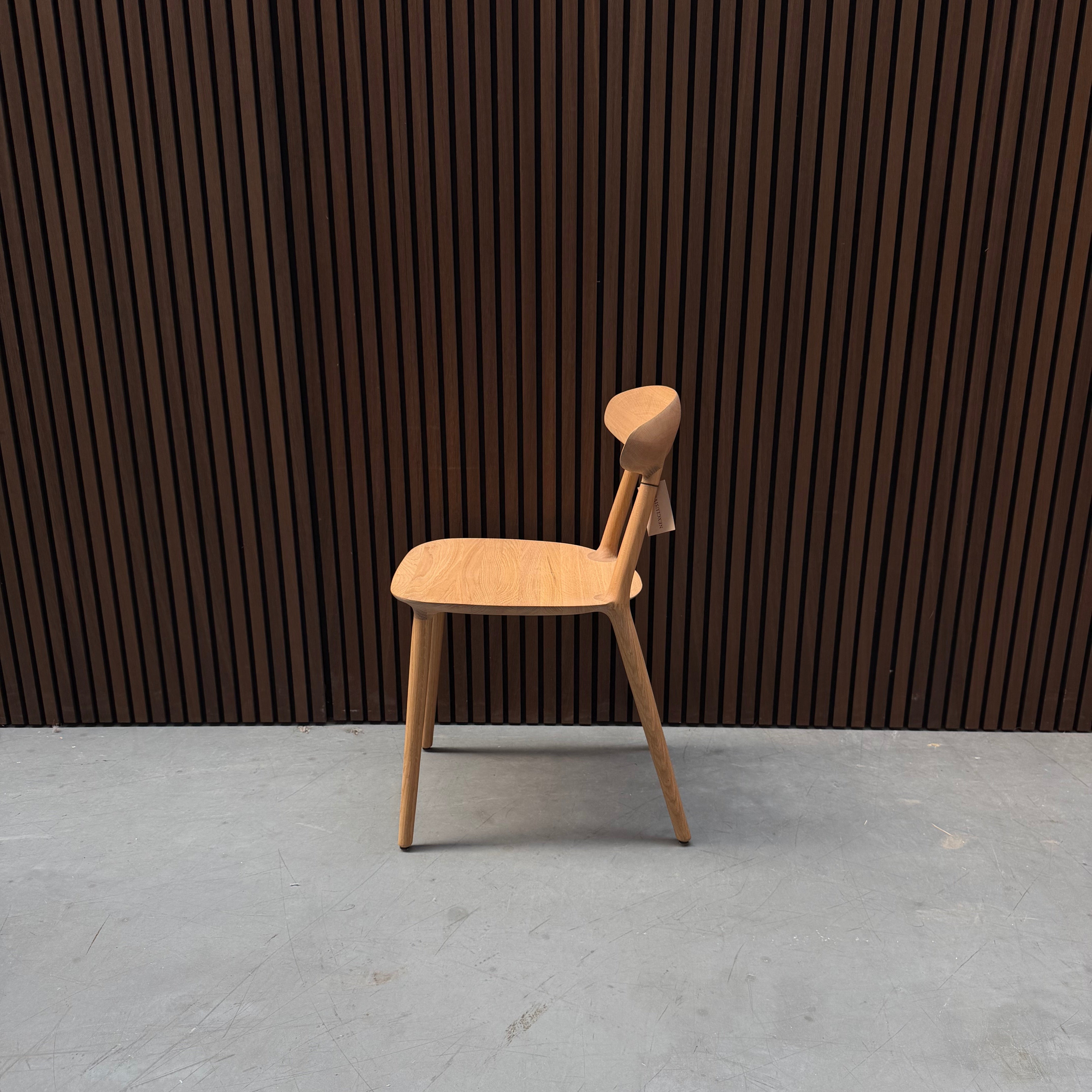 Artisan Wu Chair - Oak Wood