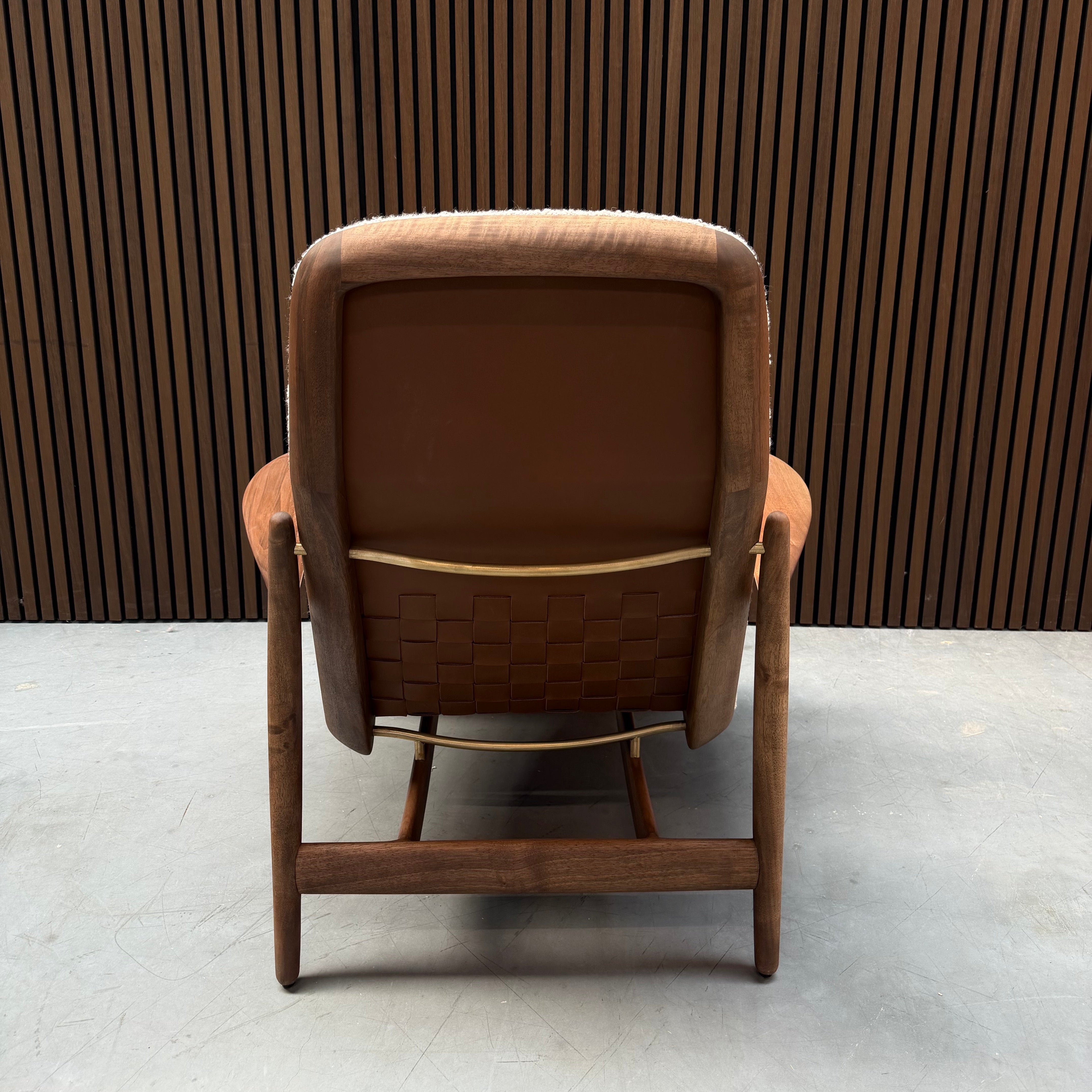 Artisan Nila Lounge High Chair - Karakorum European Walnut