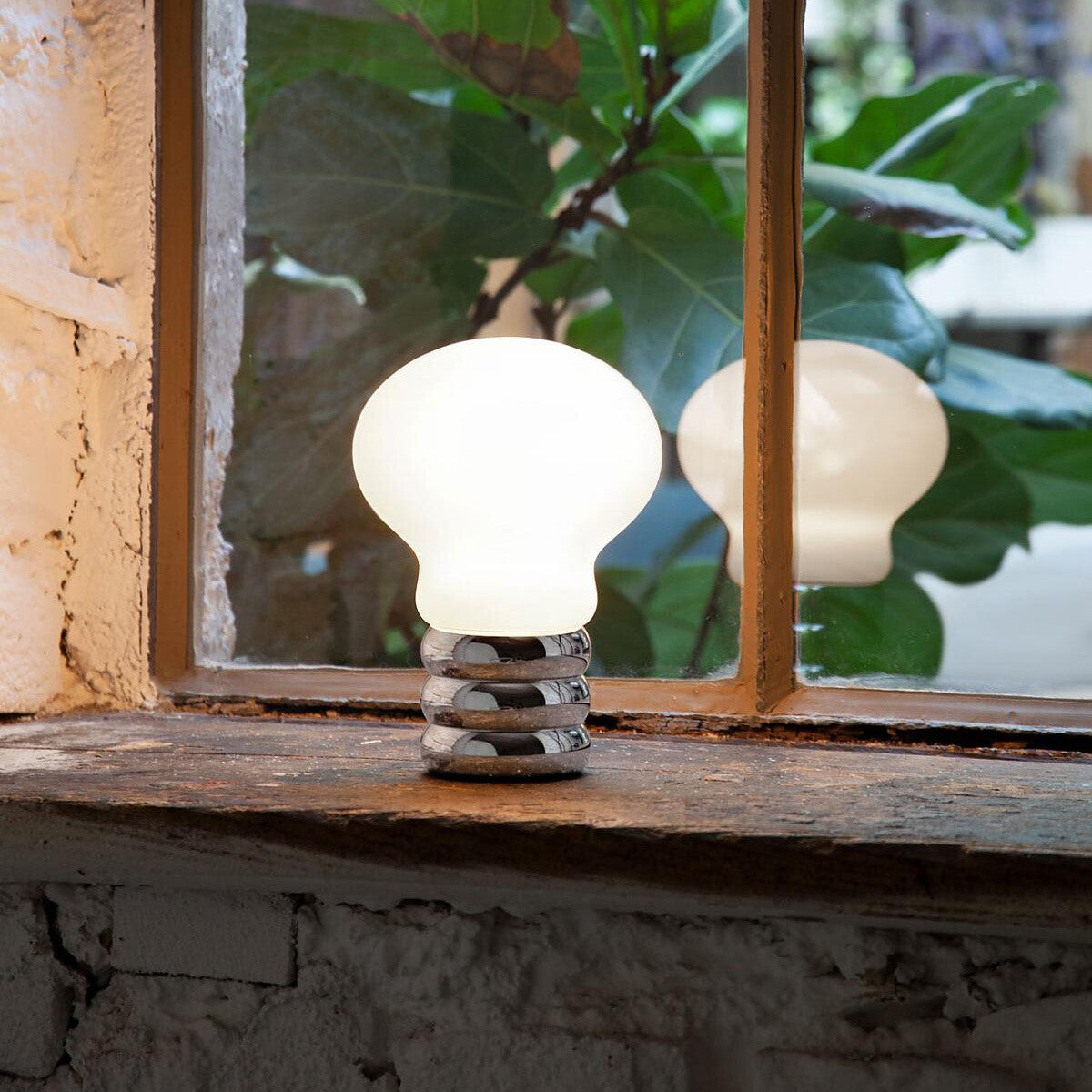 Ingo Maurer B.Bulb LED Lamp with Battery