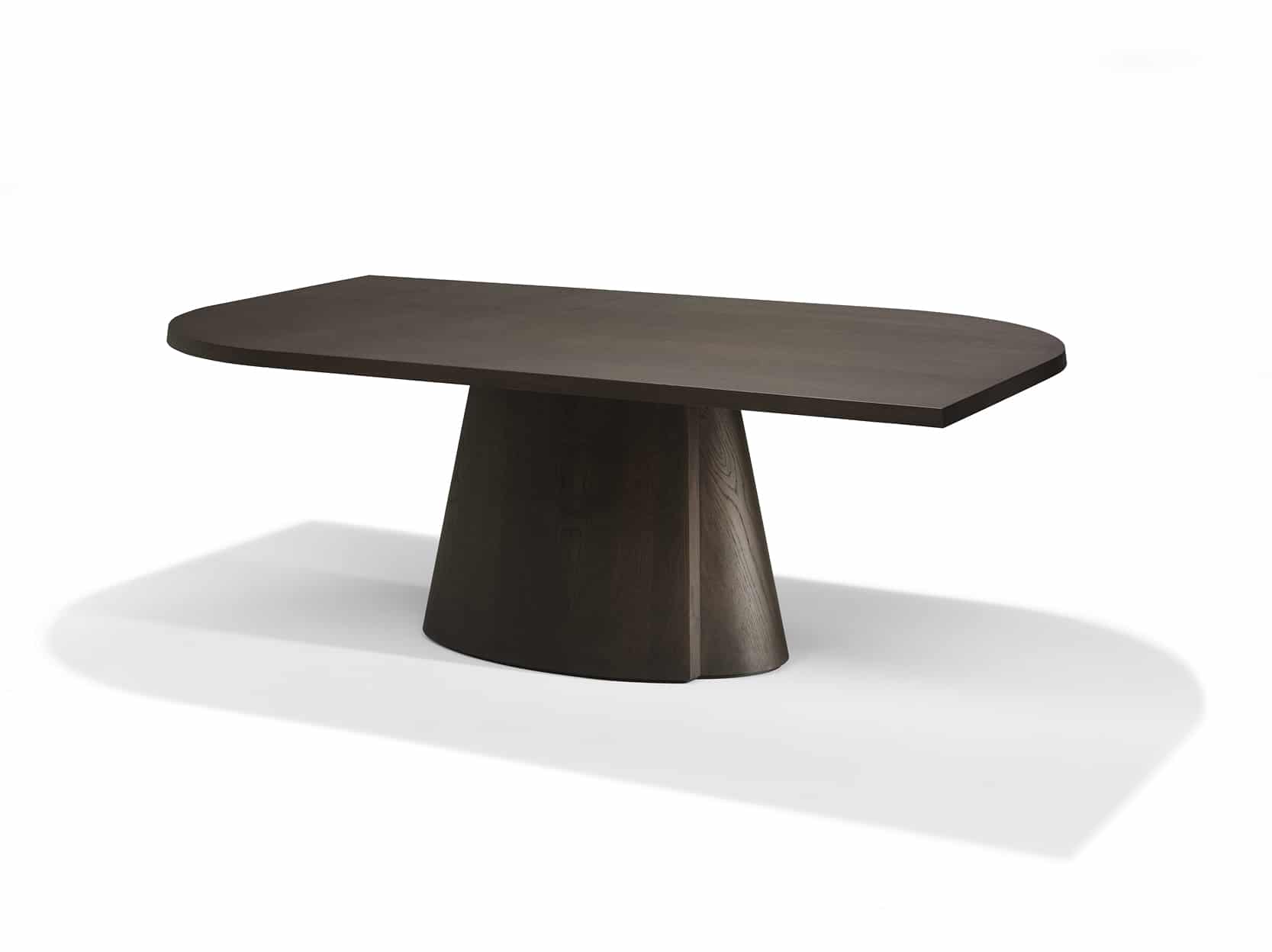 Linteloo Alter dining table