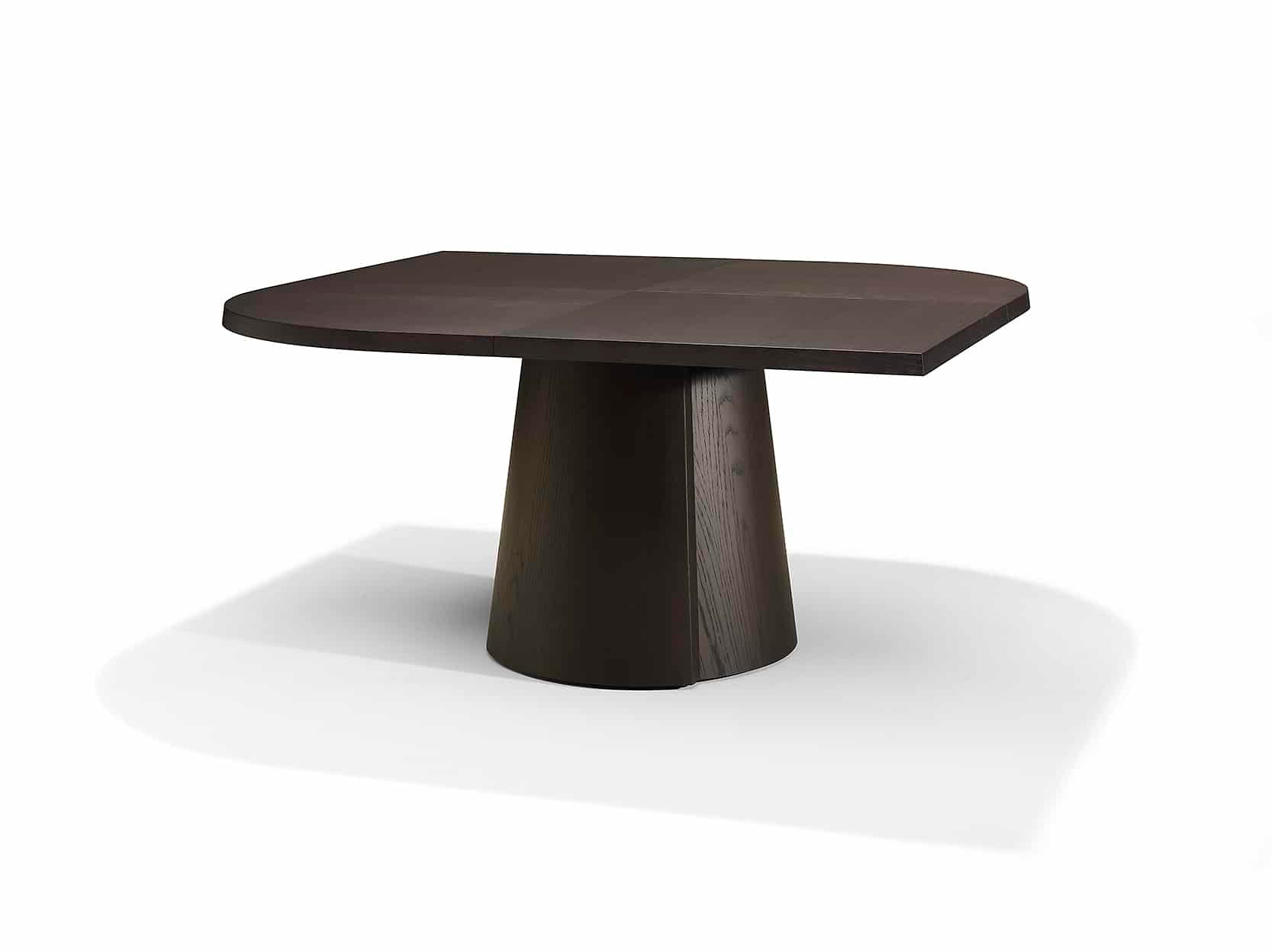 Linteloo Alter dining table