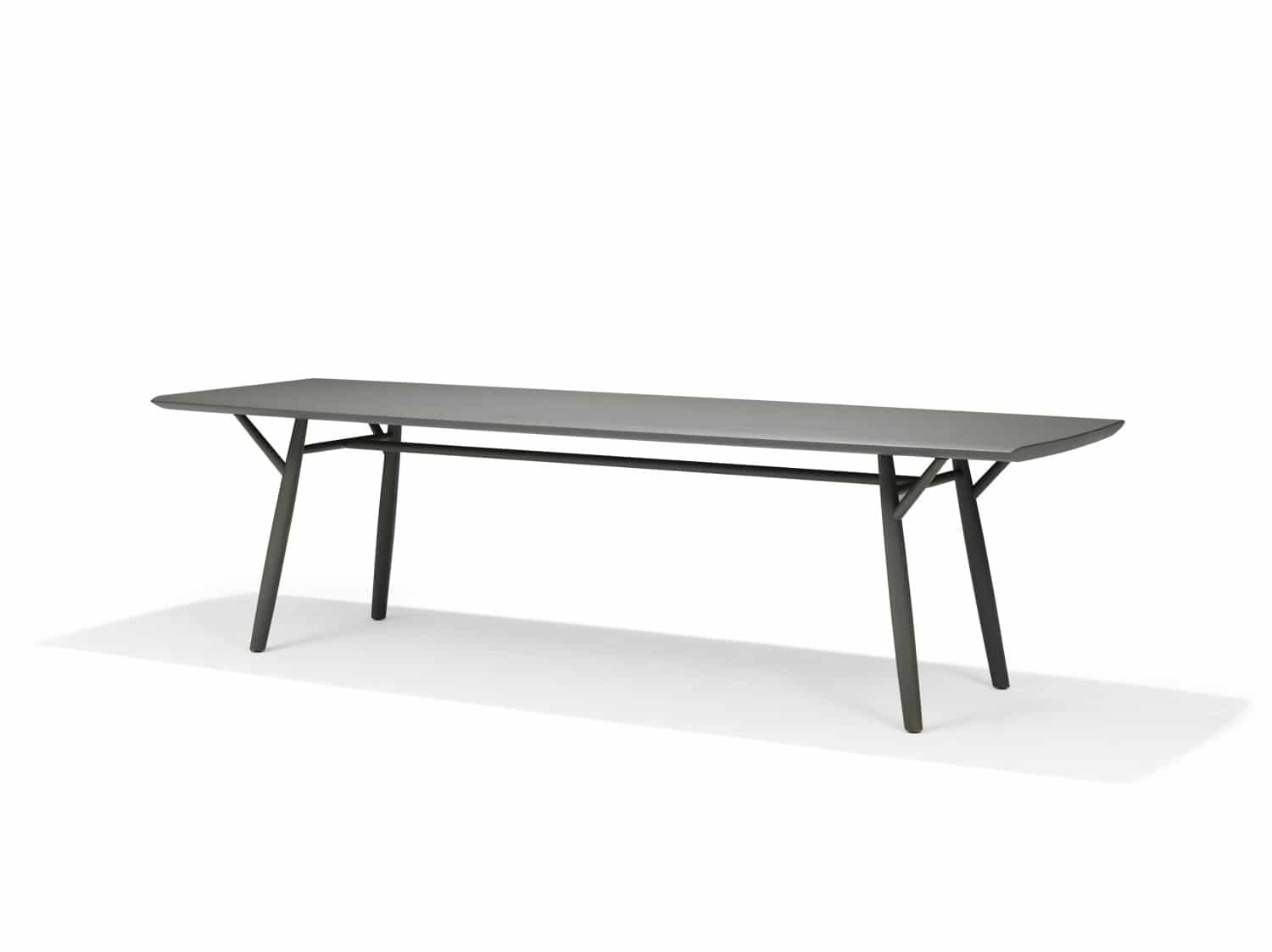 Linteloo Oiseau dining table
