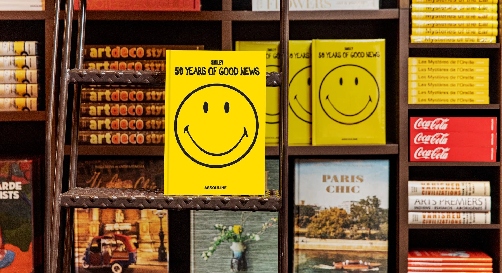 ASSOULINE Smiley: 50 Years of Good News