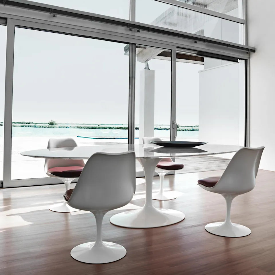 Knoll Saarinen ovalt spisebord 244 cm hvid