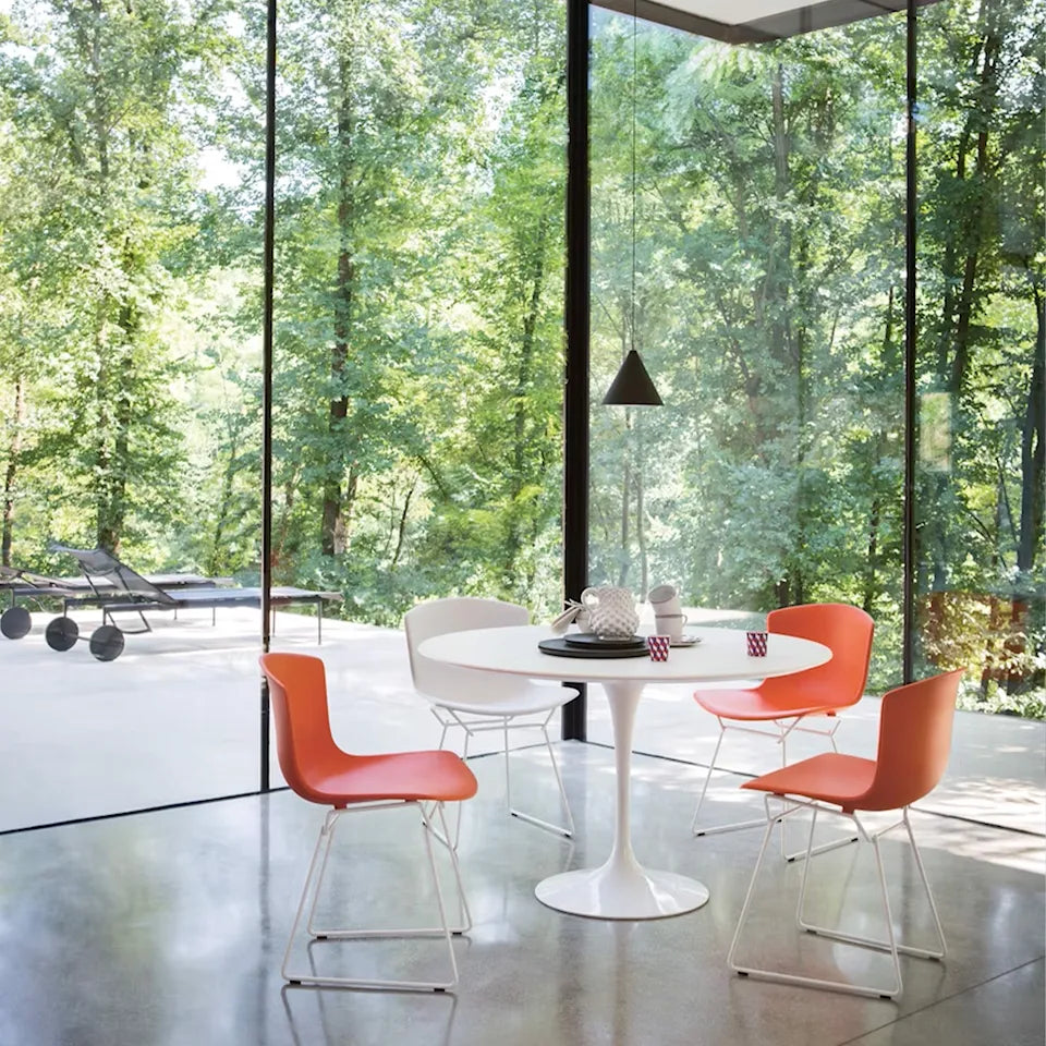 Knoll Saarinen Rundt spisebord Ø 107 cm Hvid