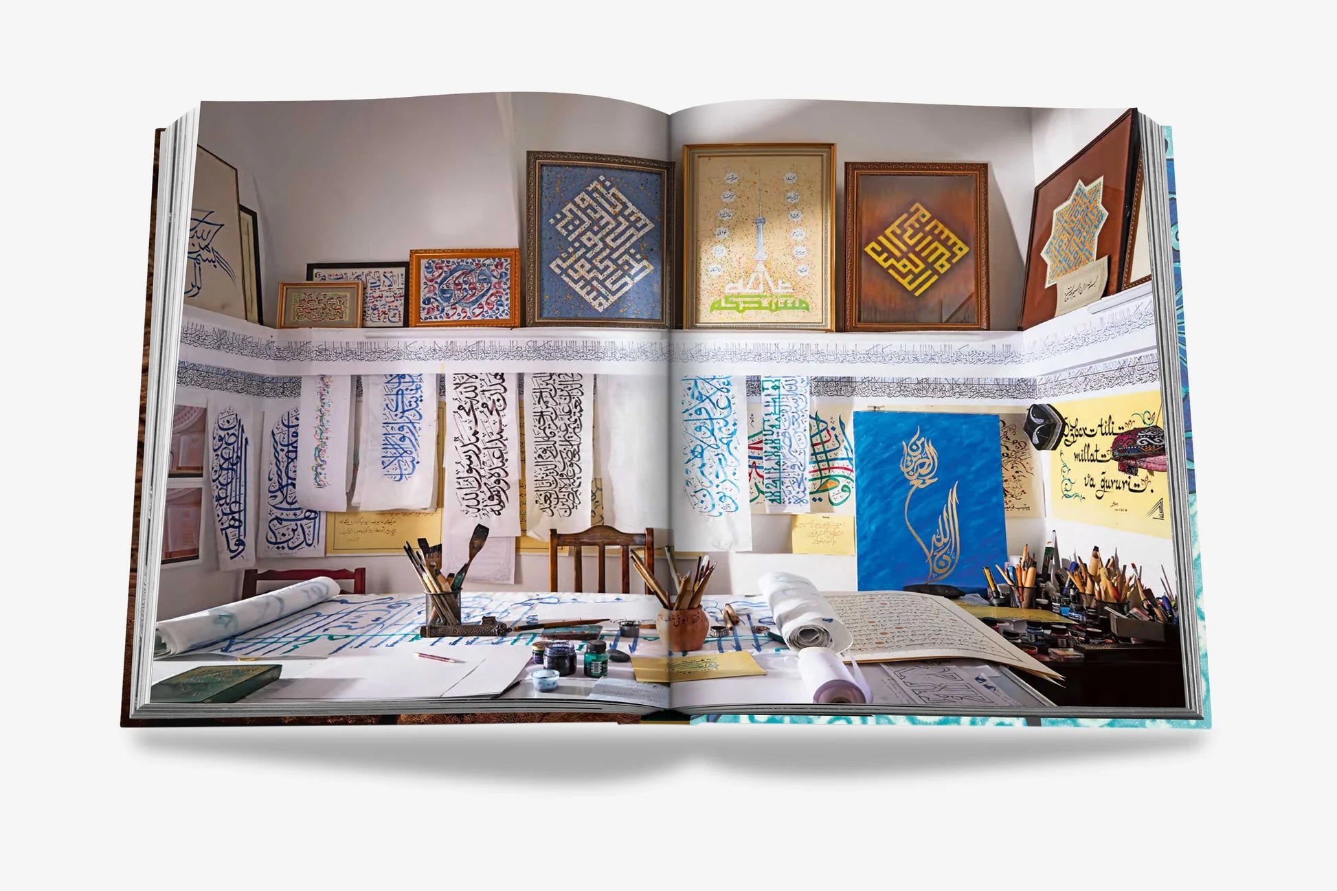 ASSOULINE Uzbekistan Living Treasures: Celebration of Craftsmanship