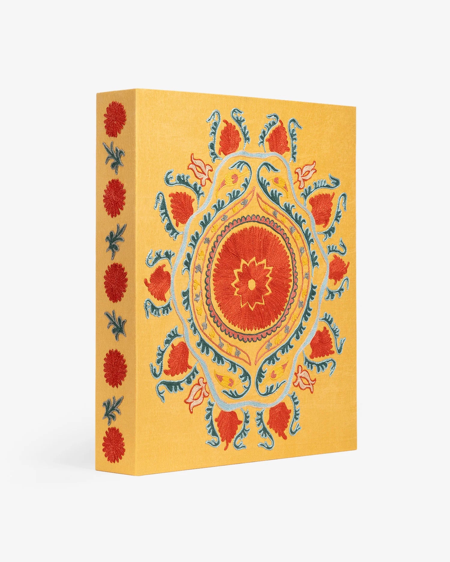 ASSOULINE Uzbekistan Living Treasures: Celebration of Craftsmanship (Special Edition)