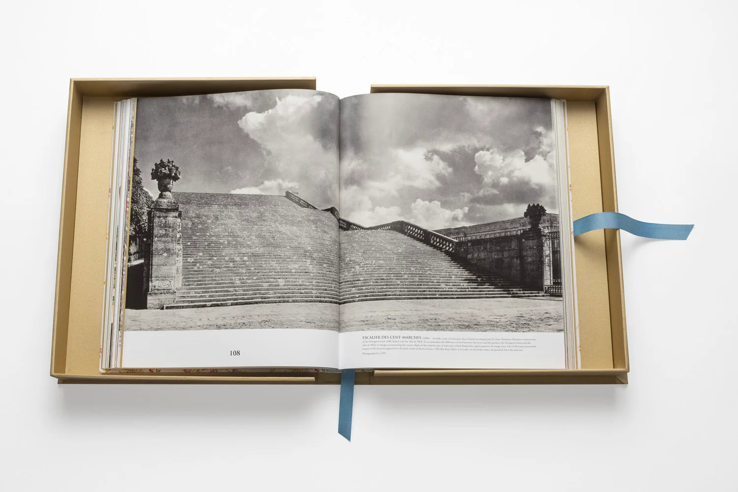 ASSOULINE Versailles: From Louis XIV to Jeff Koons