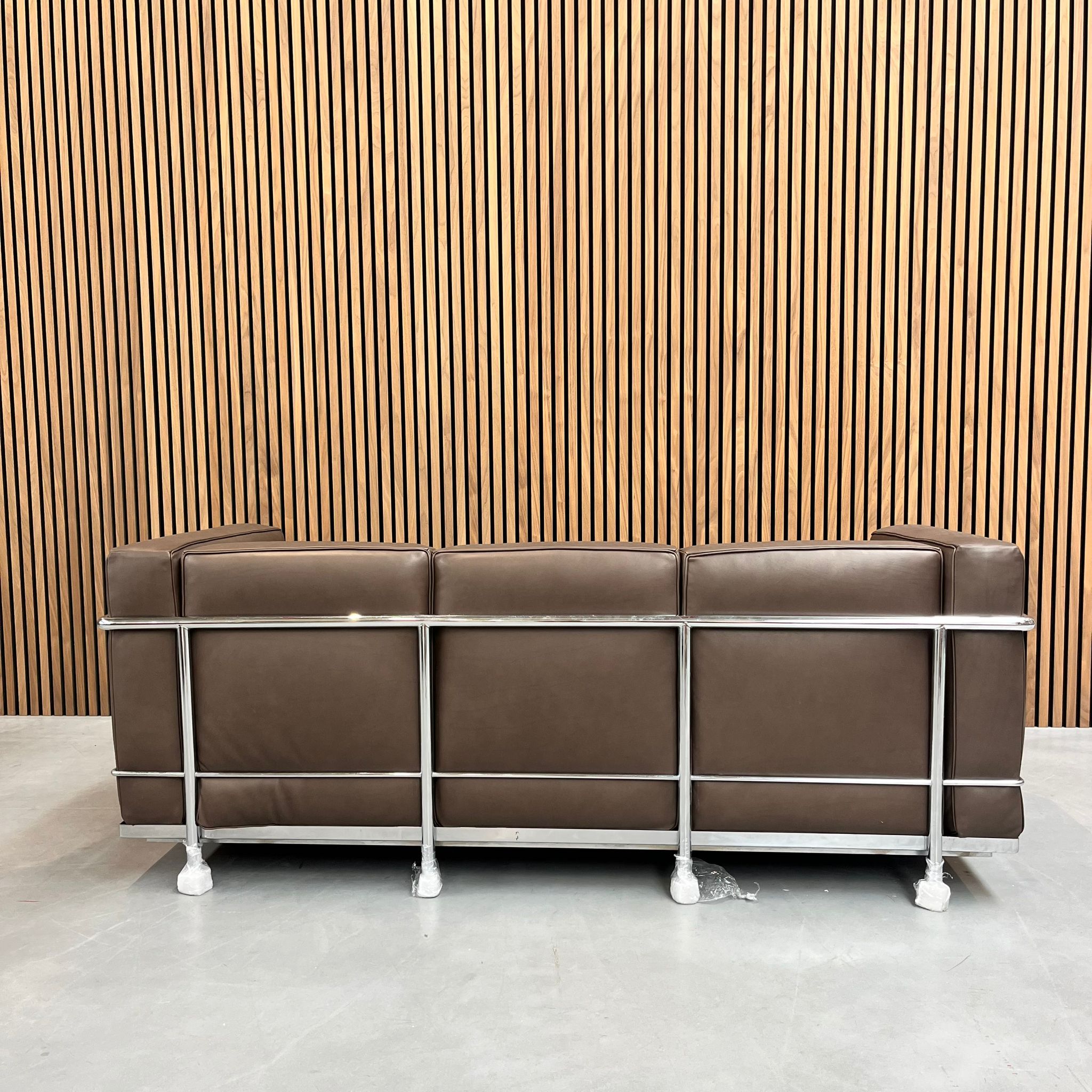Cassina LC2 Sofa - Tre steder Grand Confort