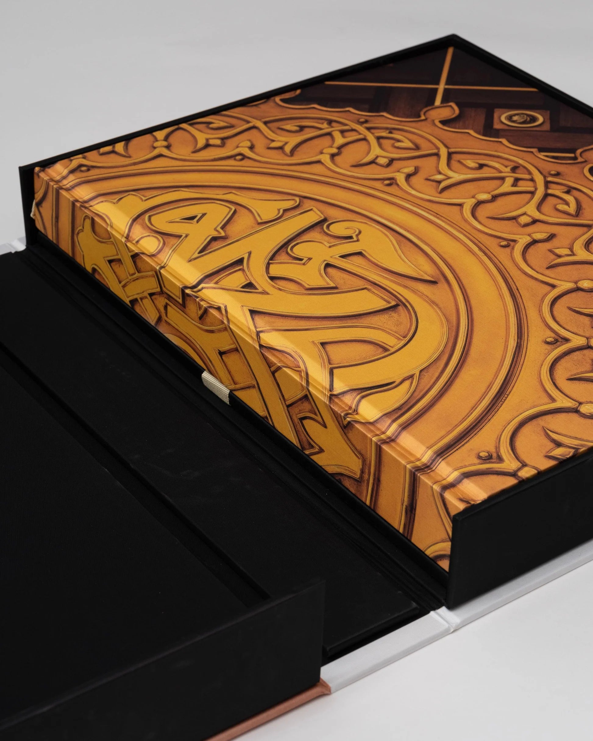 ASSOULINE Al'Madinah: The City of the Prophet