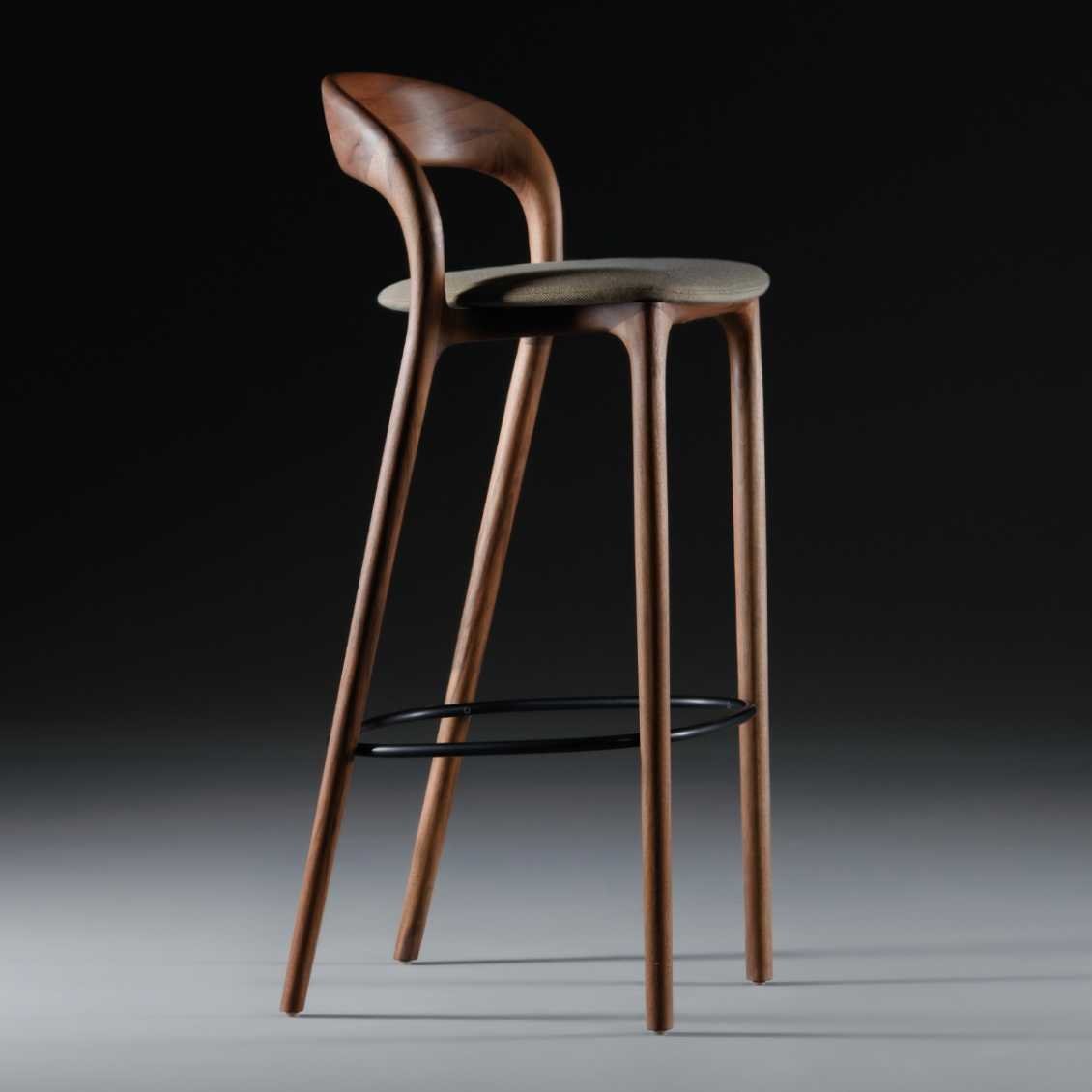 Artisan Neva light bar chair 79