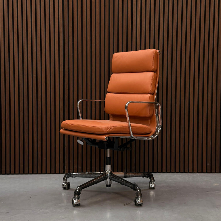 Vitra Soft Pad Chair EA 219 – Cognac Leather