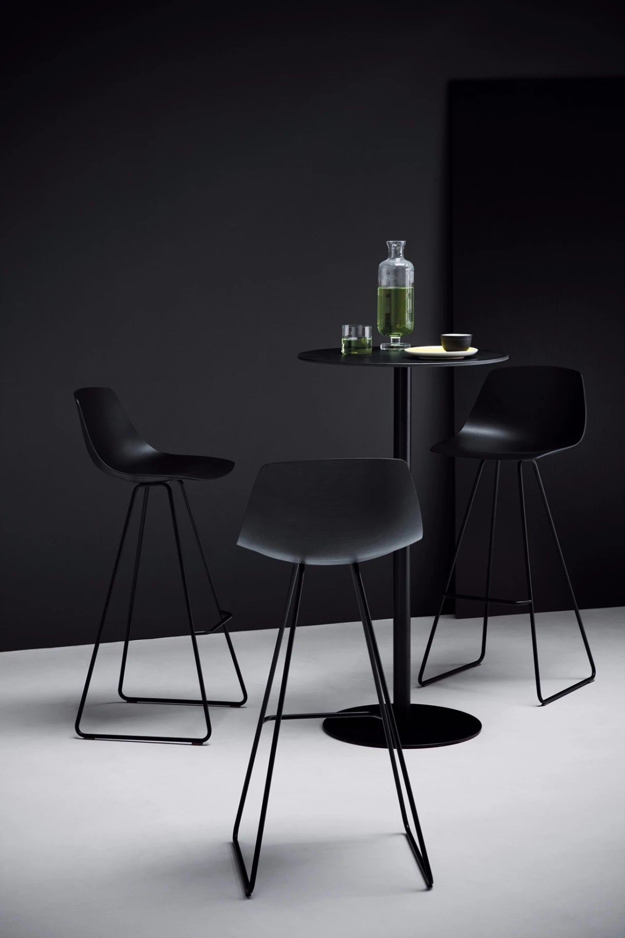 Lapalma Miunn sled stool / 65cm