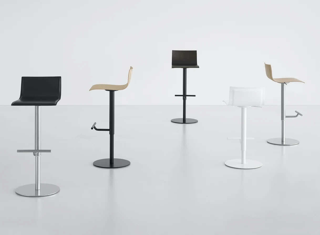 Lapalma Thin bar stool (white)