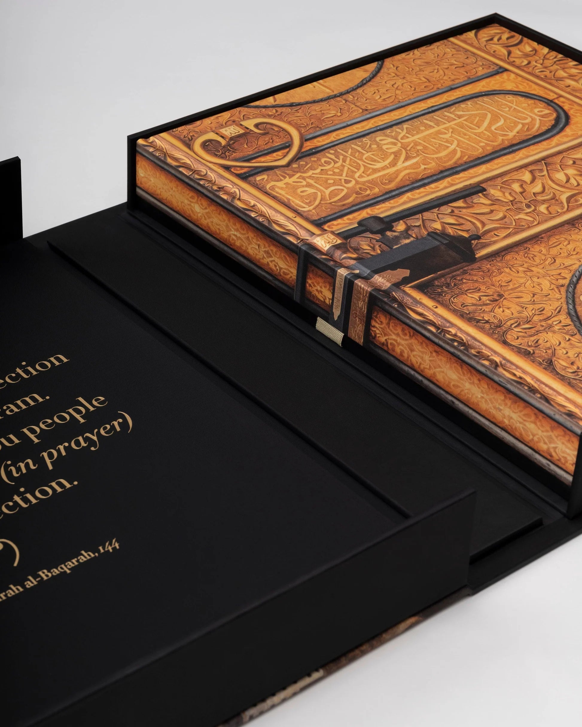 ASSOULINE Makkah: The Holy City of Islam